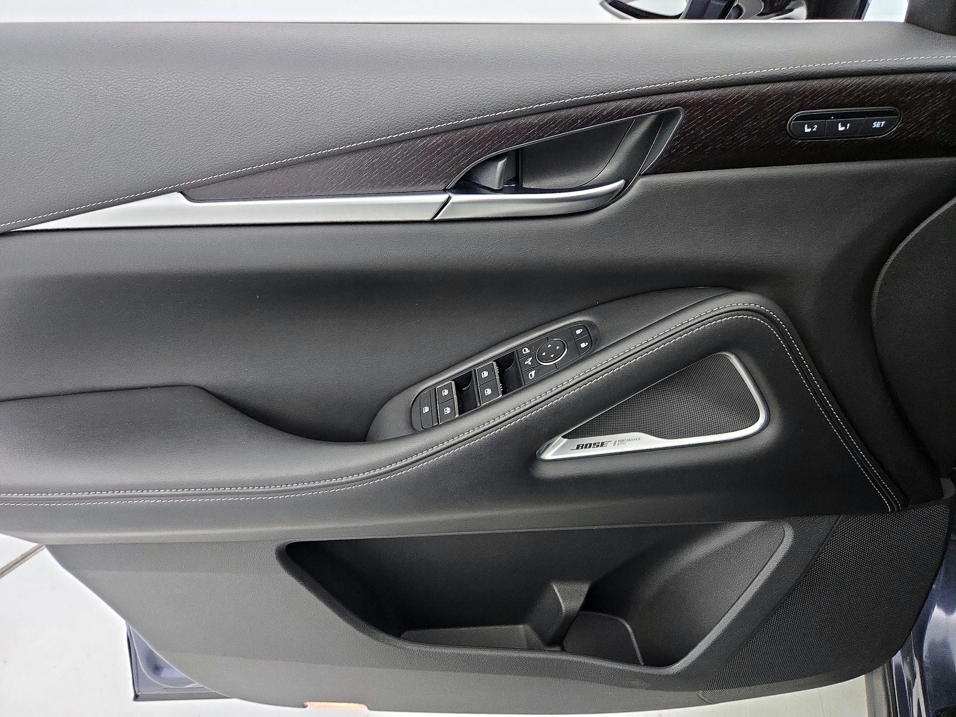 Thumbnail: 2023 INFINITI QX60 - 12