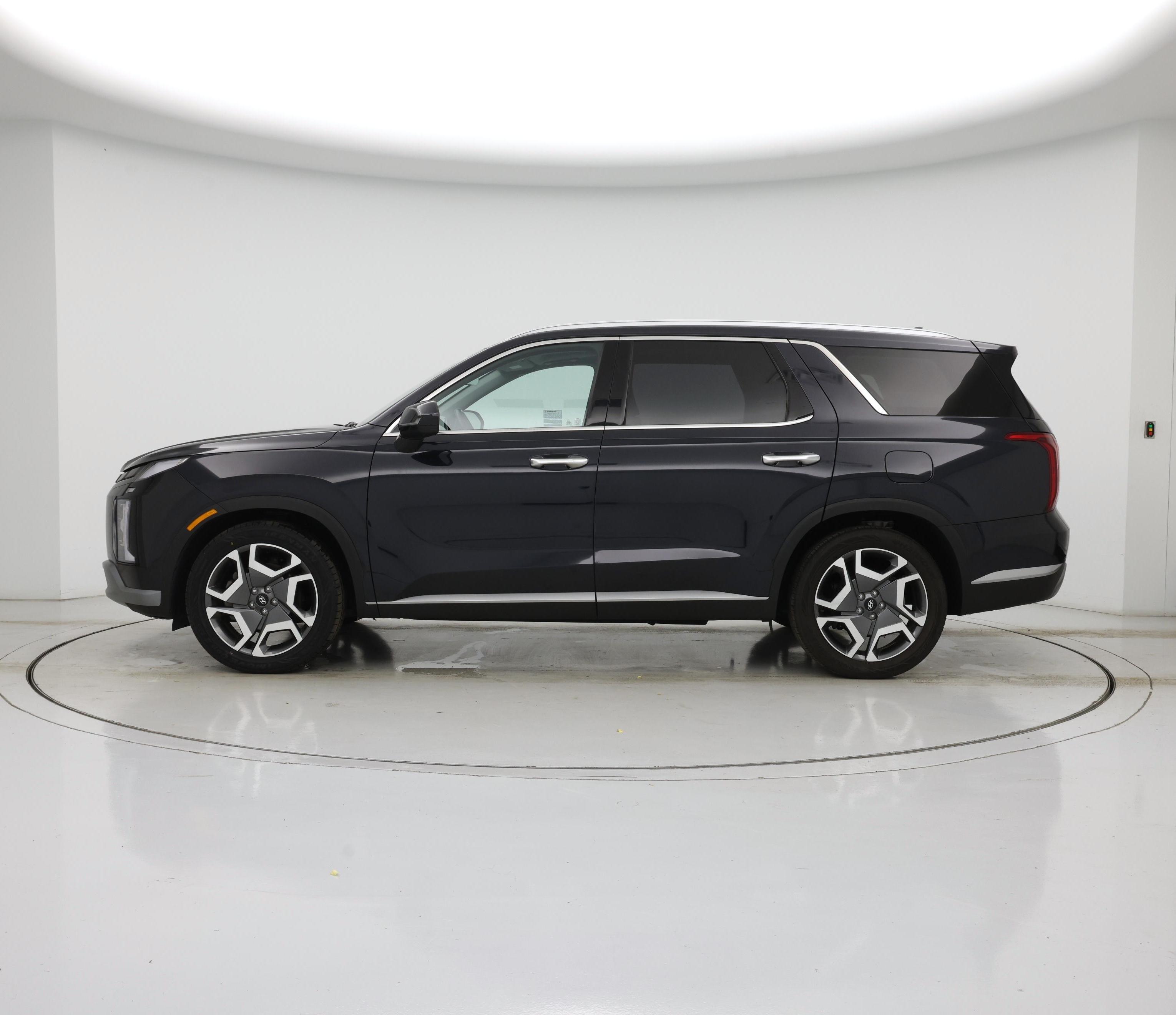 Thumbnail: 2023 Hyundai Palisade - 3