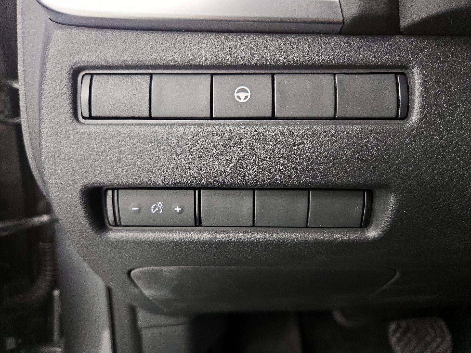 Thumbnail: 2023 Nissan Rogue - 13