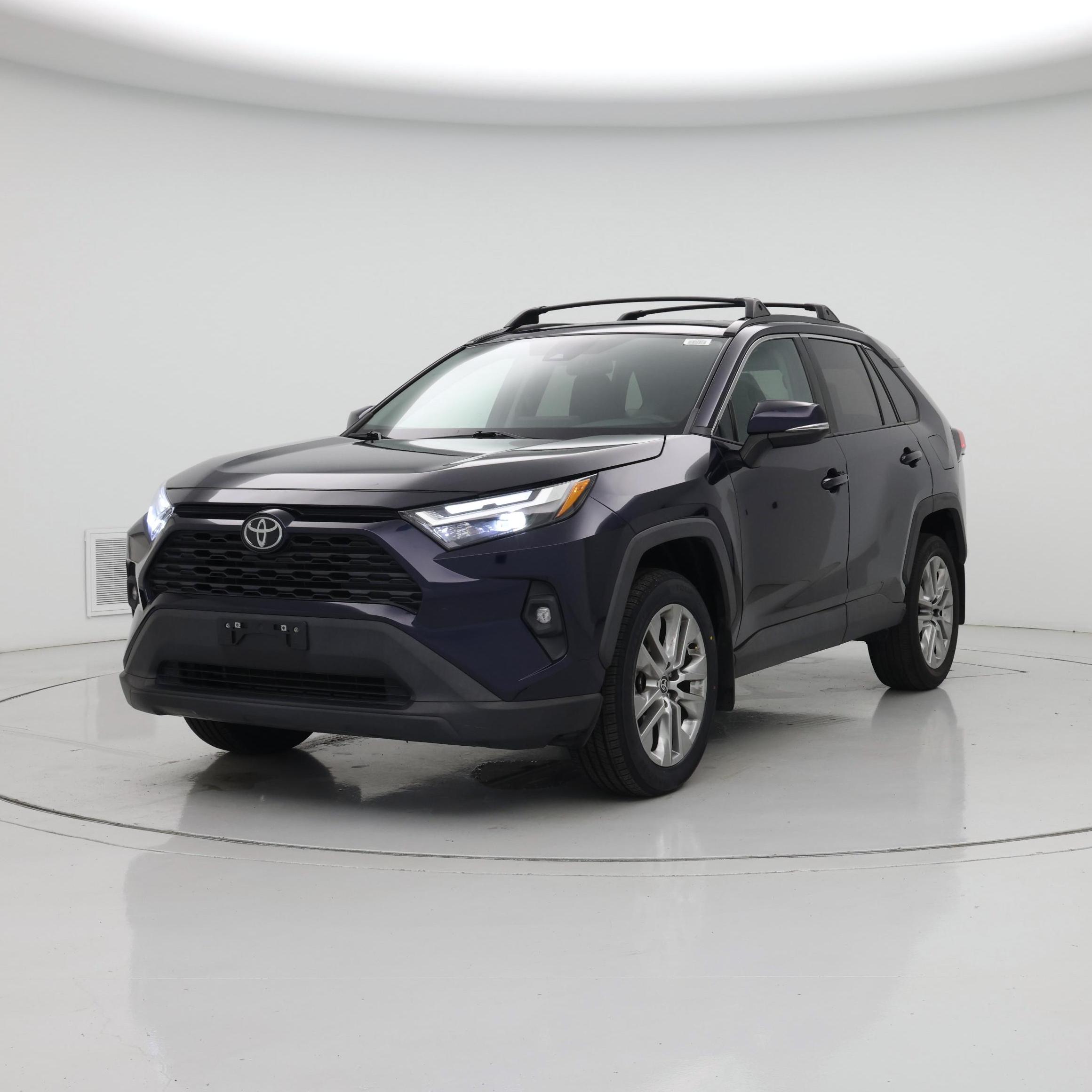 Thumbnail: 2022 Toyota RAV4 - 4