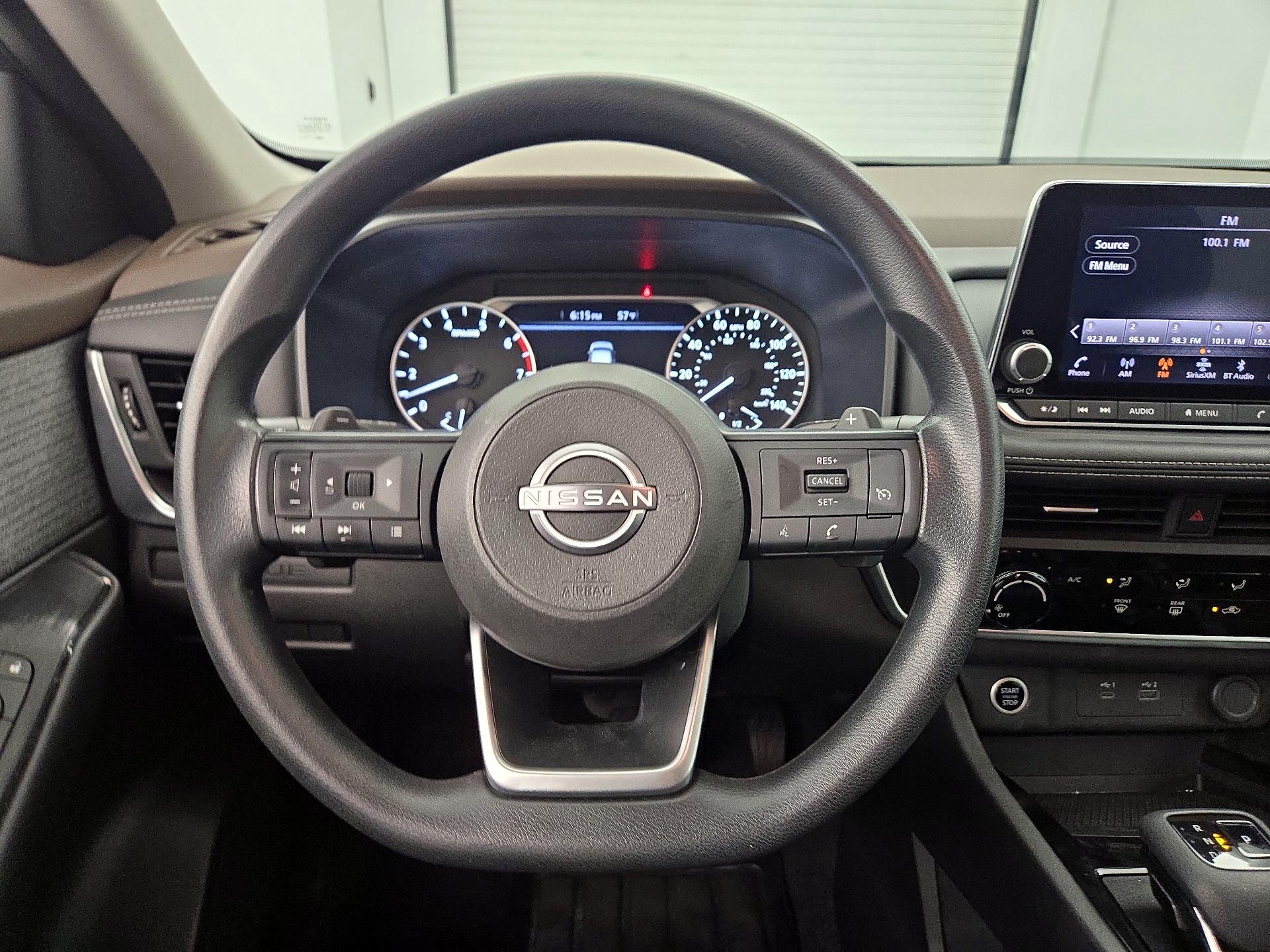 Thumbnail: 2023 Nissan Rogue - 10