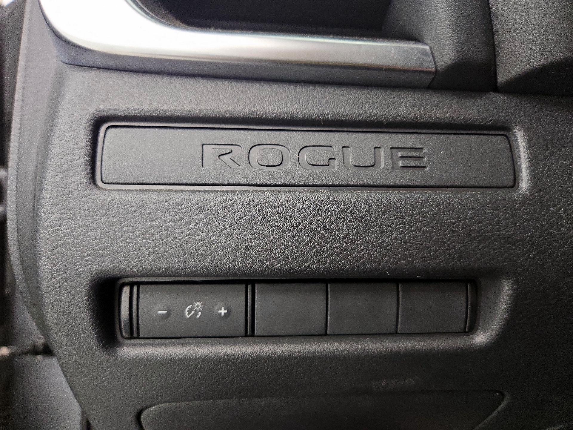 Thumbnail: 2023 Nissan Rogue - 13