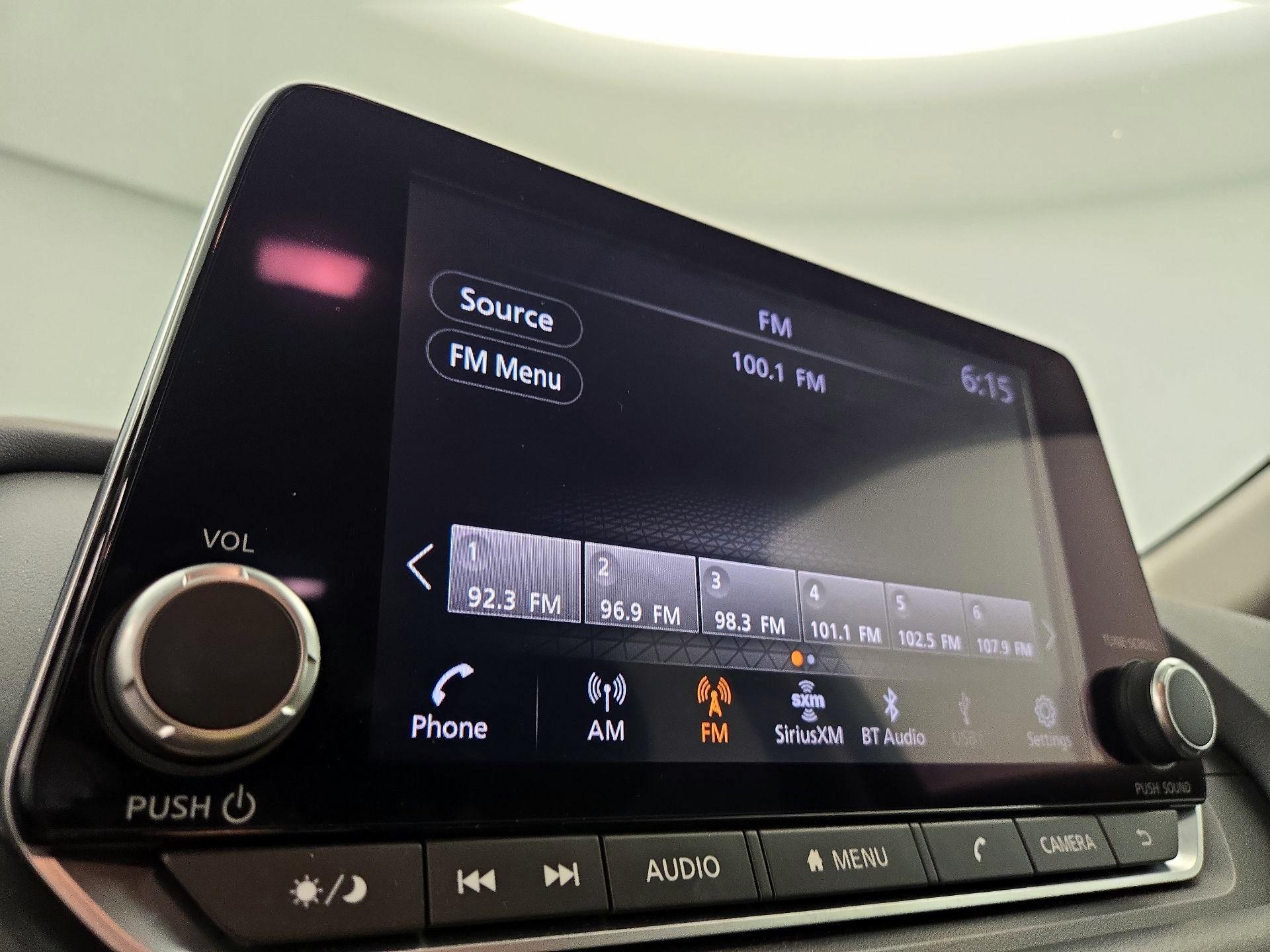 Thumbnail: 2023 Nissan Rogue - 15