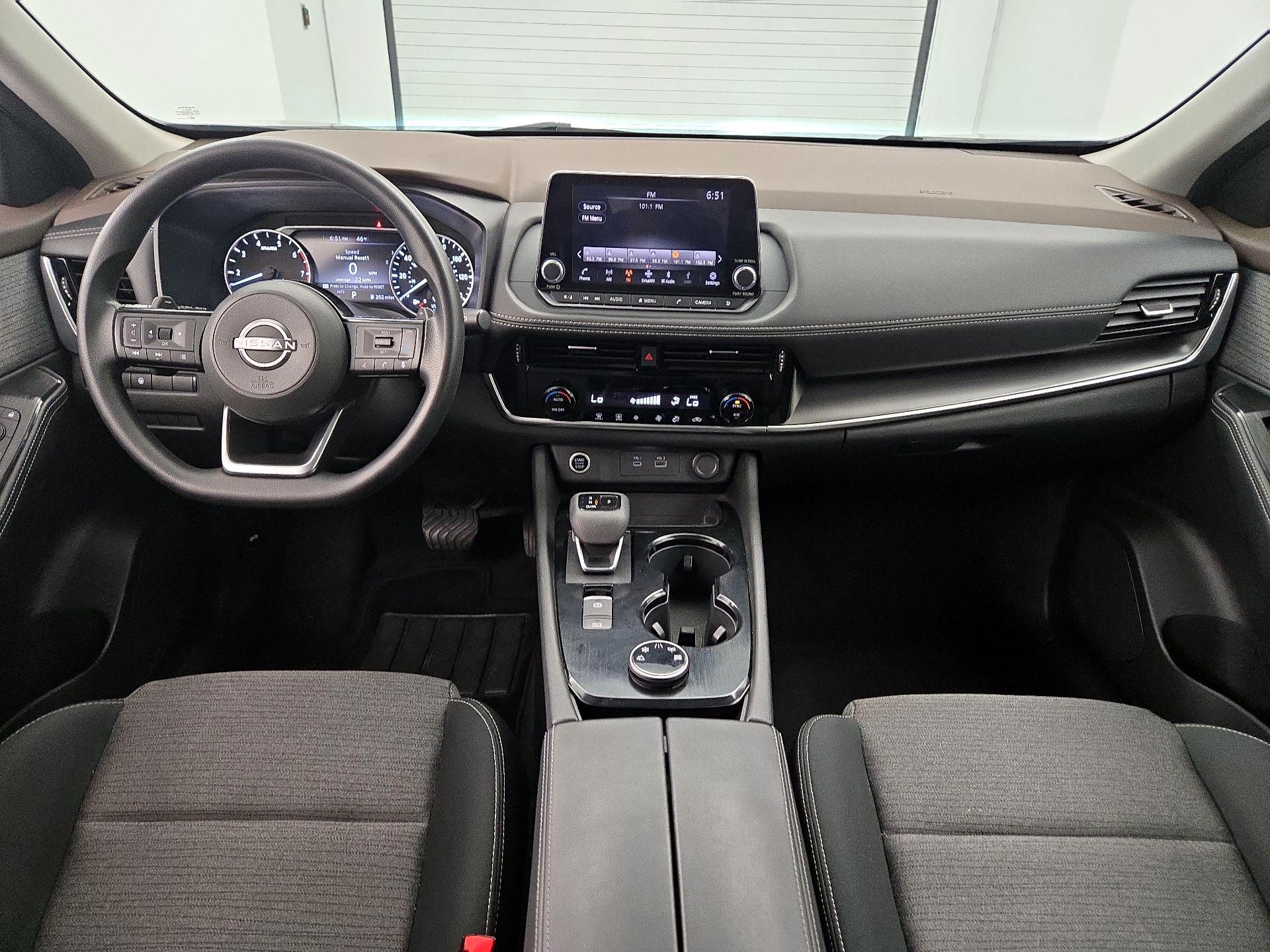 Thumbnail: 2022 Nissan Rogue - 9