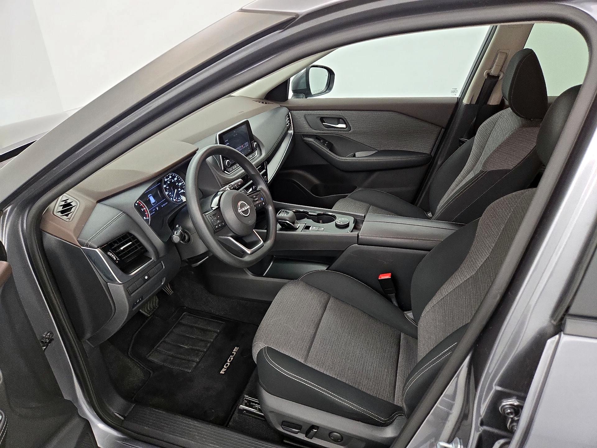 Thumbnail: 2022 Nissan Rogue - 11