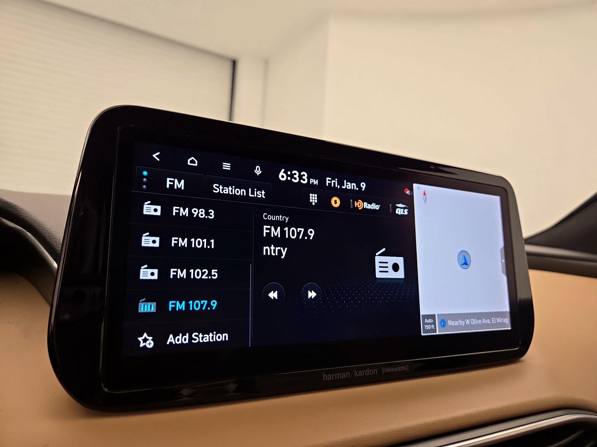 Thumbnail: 2023 Hyundai Santa Fe - 16