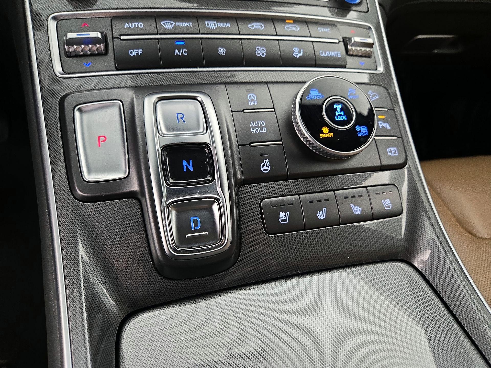 Thumbnail: 2023 Hyundai Santa Fe - 18