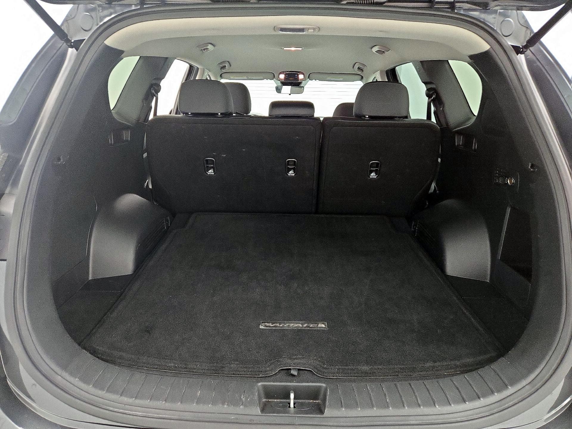 Thumbnail: 2023 Hyundai Santa Fe - 20