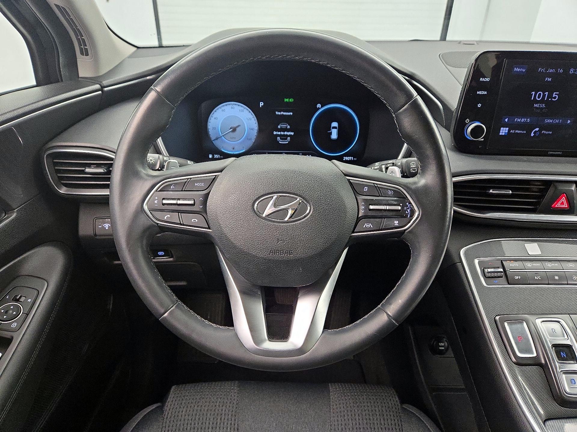 Thumbnail: 2022 Hyundai Santa Fe - 10