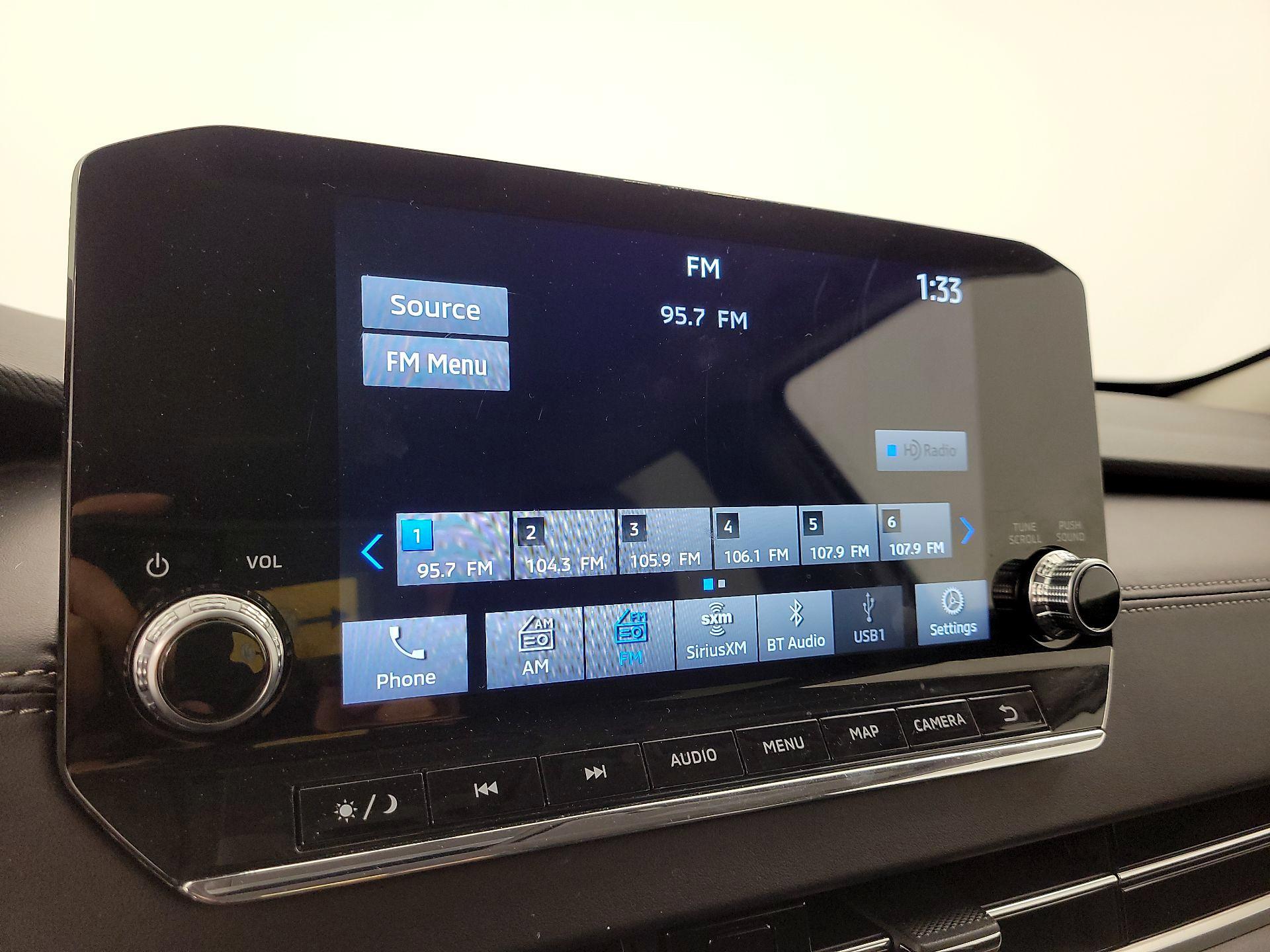 Thumbnail: 2024 Mitsubishi Outlander - 16