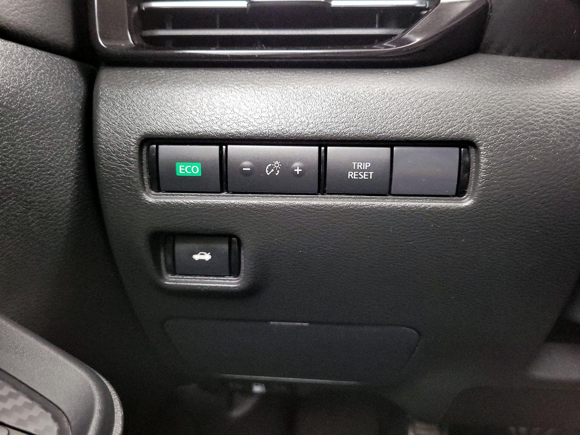 Thumbnail: 2020 Nissan Sentra - 13