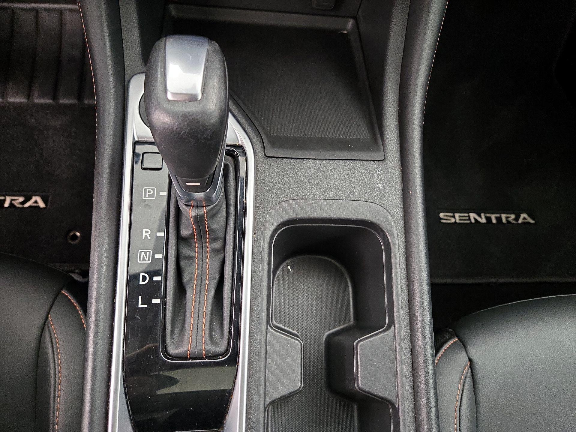 Thumbnail: 2021 Nissan Sentra - 17