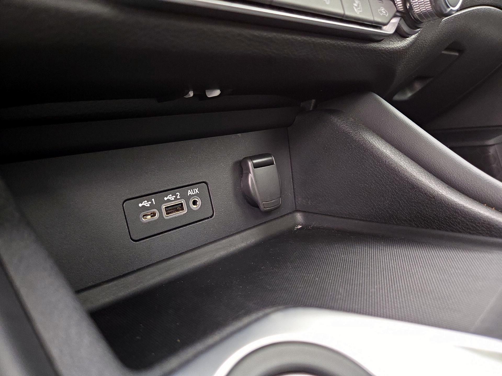 Thumbnail: 2021 Nissan Sentra - 18