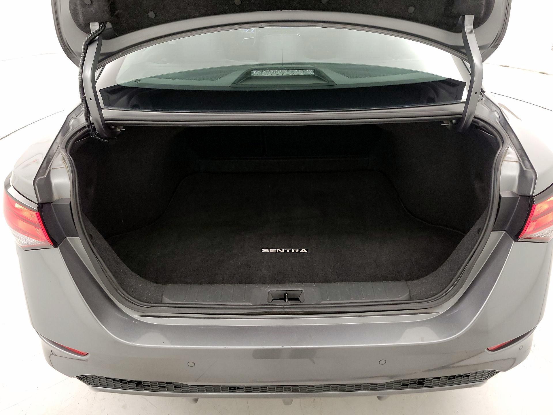 Thumbnail: 2023 Nissan Sentra - 20