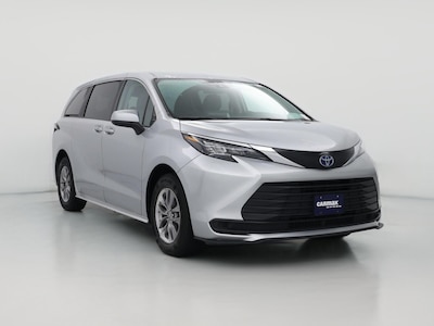 2024 Toyota Sienna Hybrid LE