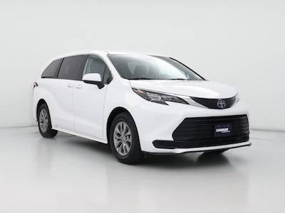 2024 Toyota Sienna Hybrid LE