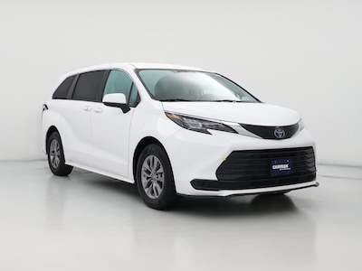 2024 Toyota Sienna Hybrid LE