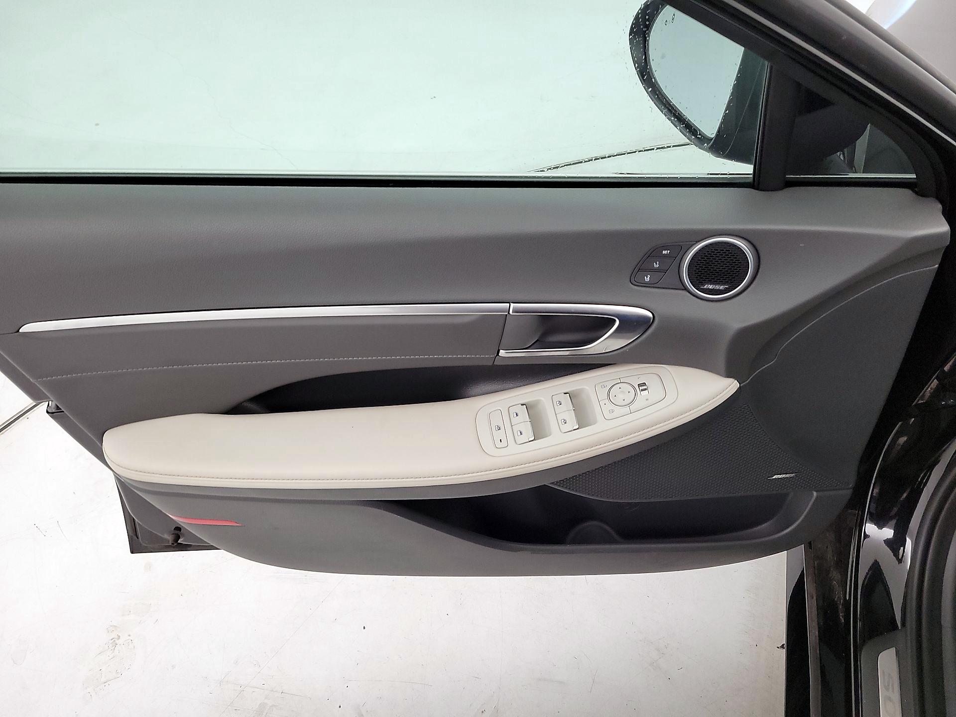 Thumbnail: 2023 Hyundai Sonata - 12