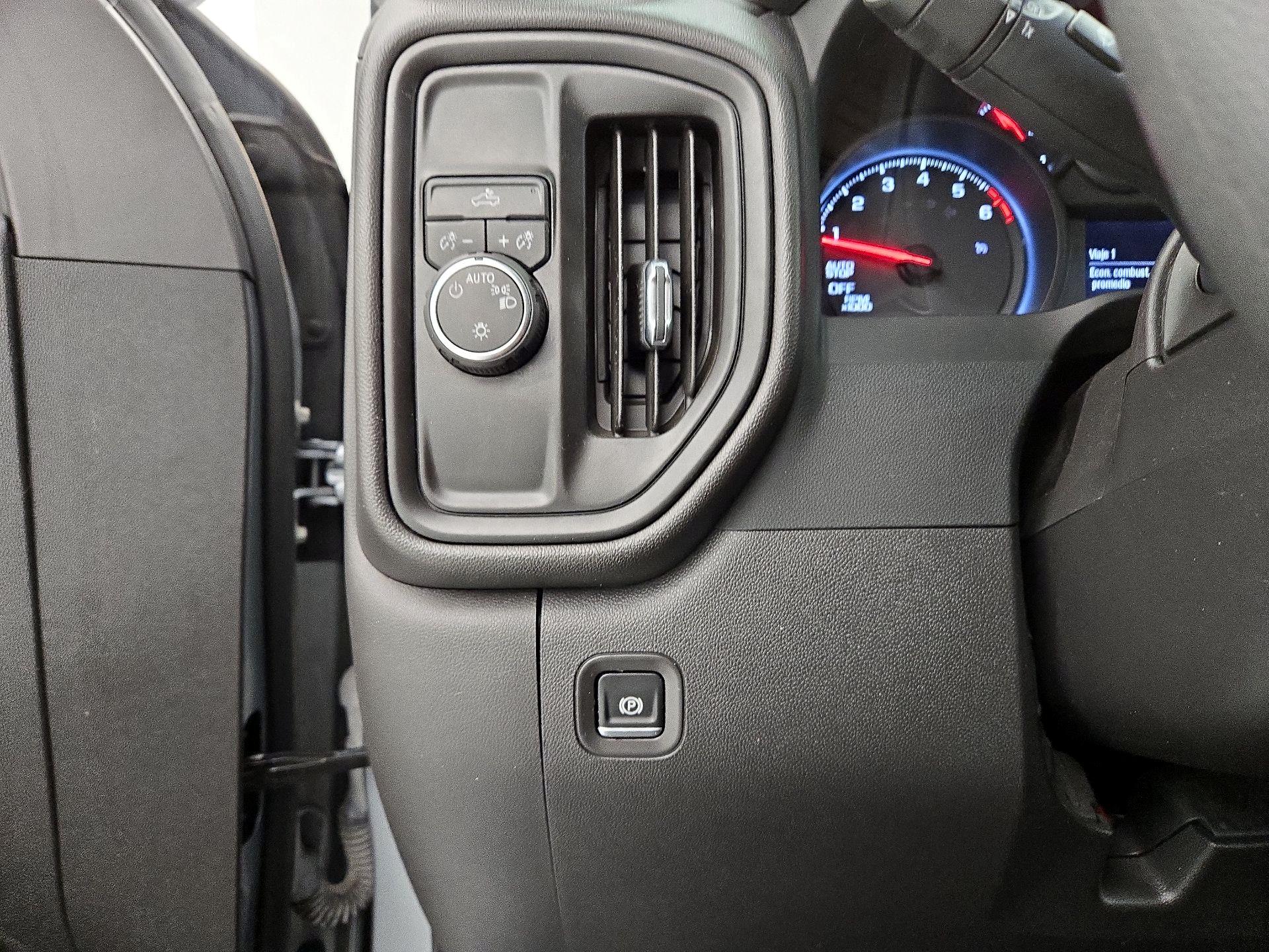 Thumbnail: 2024 Chevrolet Silverado 1500 - 13