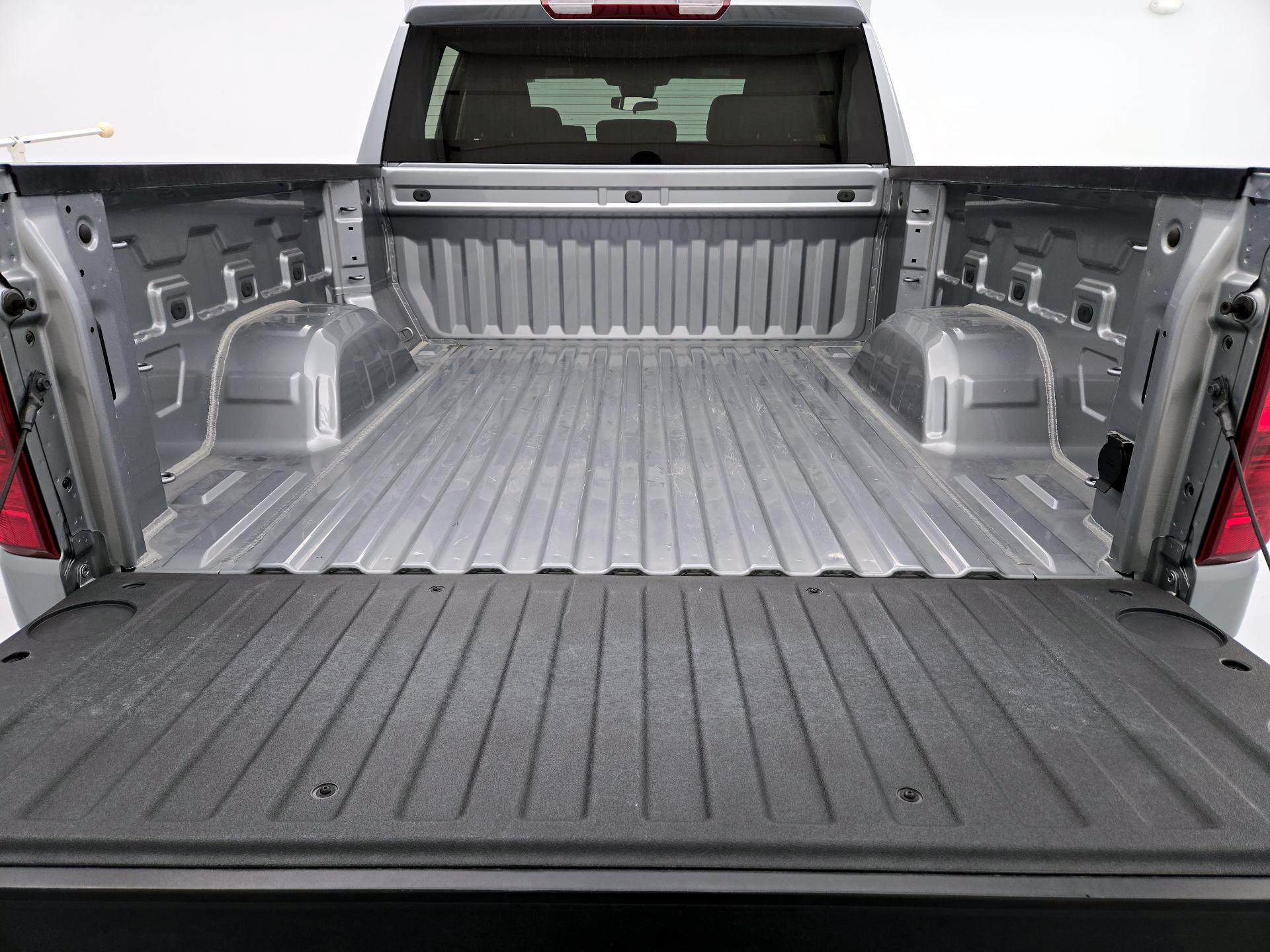 Thumbnail: 2024 Chevrolet Silverado 1500 - 20