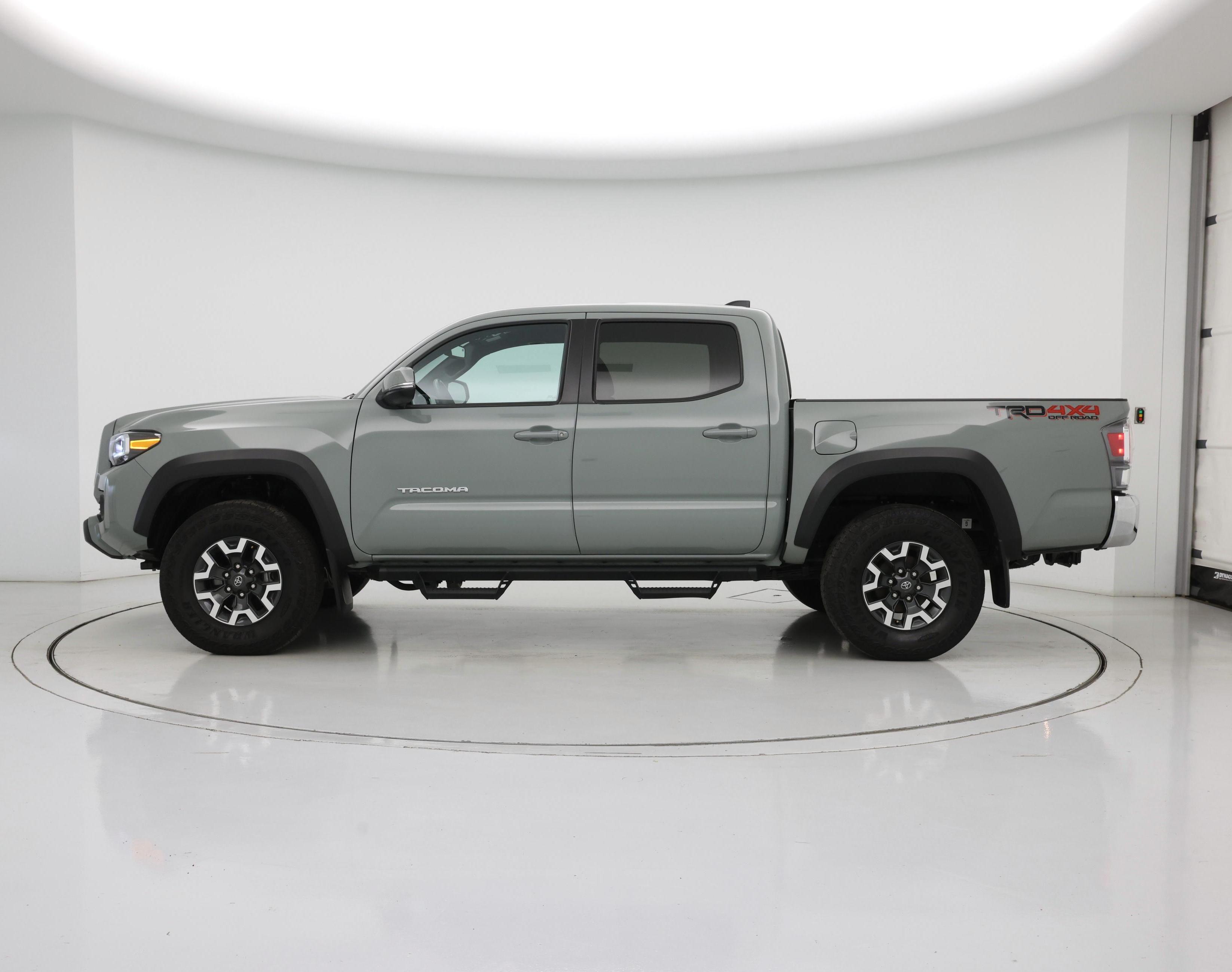 Thumbnail: 2023 Toyota Tacoma - 3