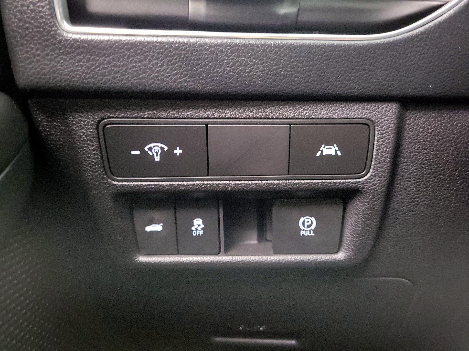 Thumbnail: 2023 Hyundai Sonata - 13