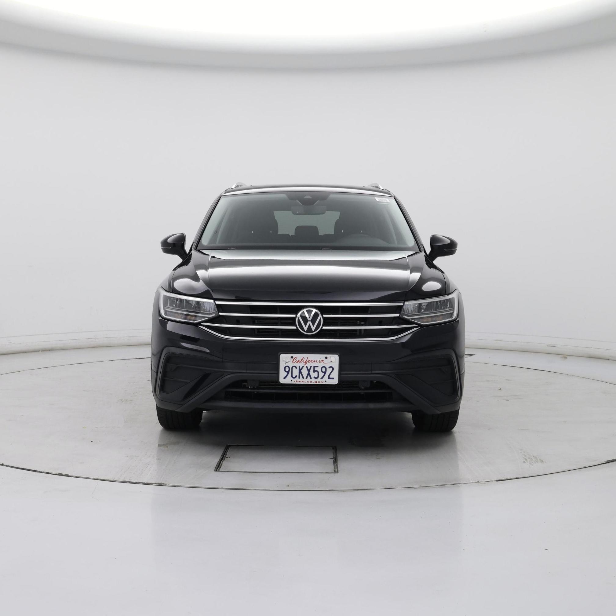 Thumbnail: 2022 Volkswagen Tiguan - 5