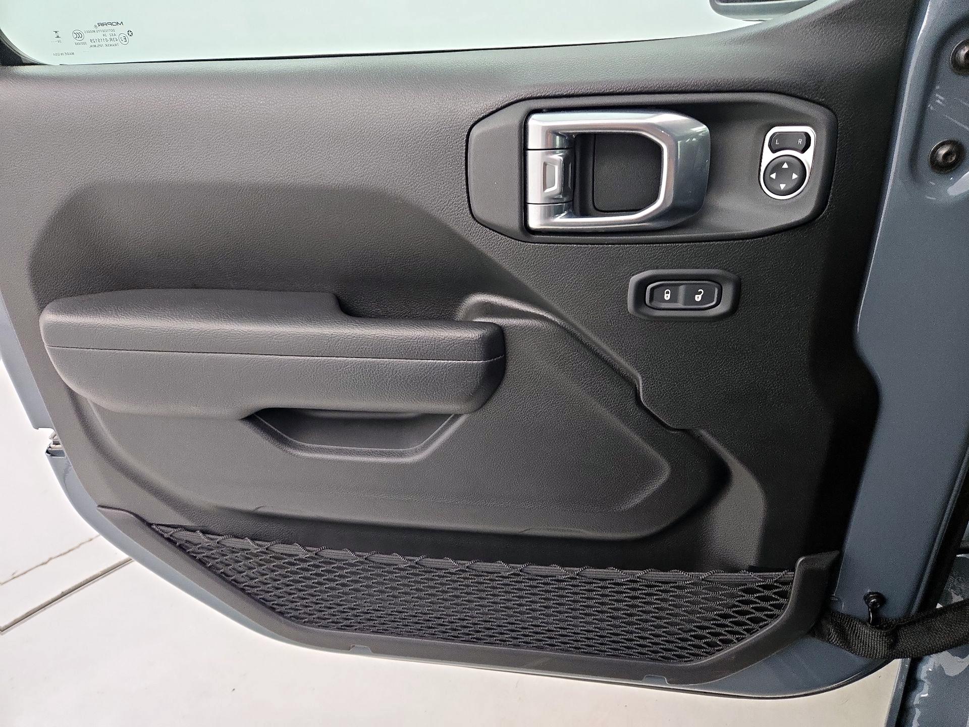 Thumbnail: 2024 Jeep Wrangler - 12