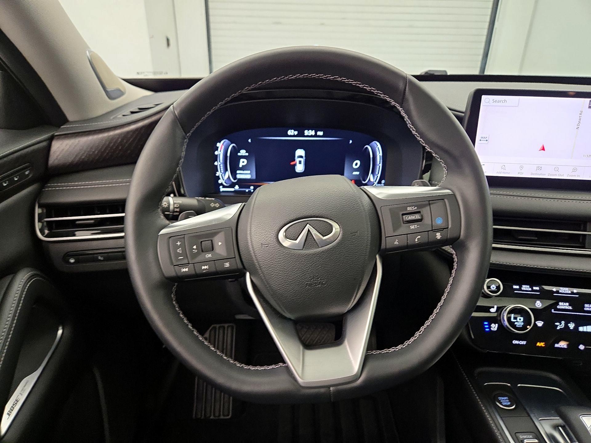 Thumbnail: 2023 INFINITI QX60 - 10