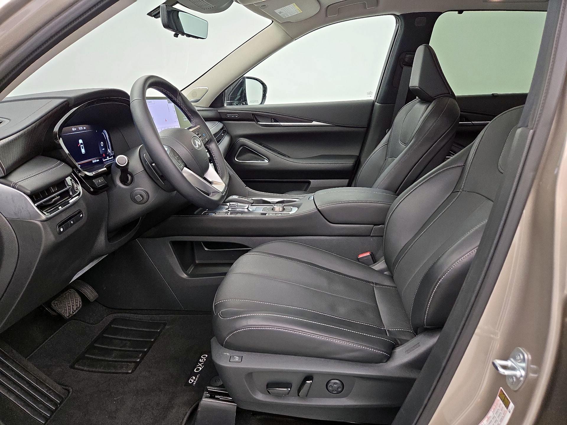 Thumbnail: 2023 INFINITI QX60 - 11