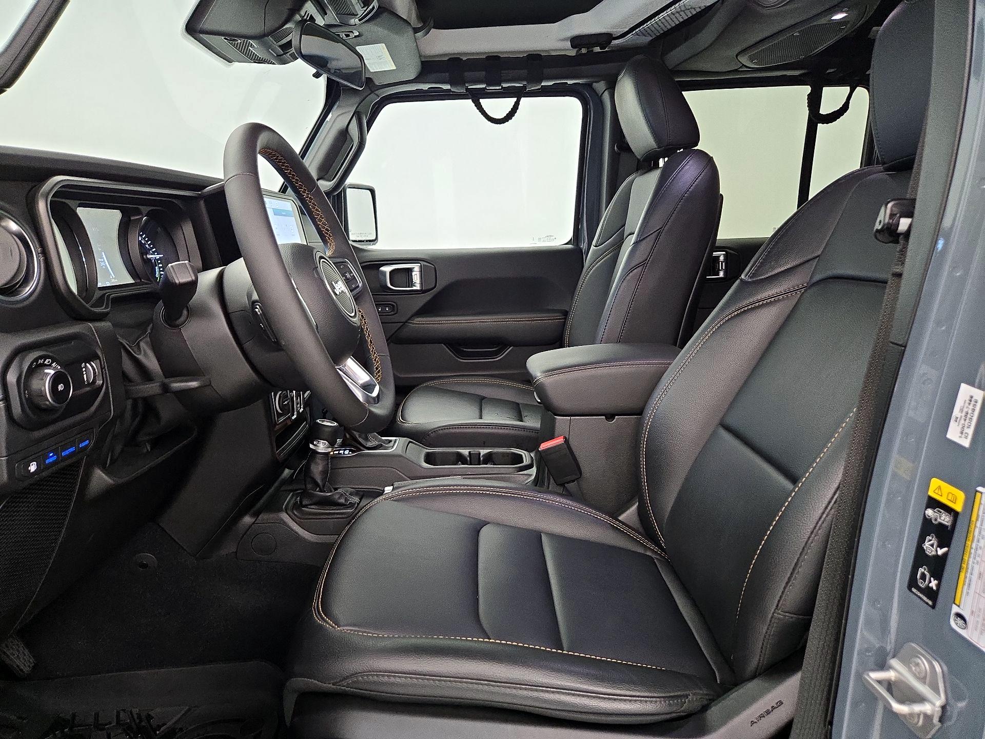 Thumbnail: 2024 Jeep Wrangler - 11