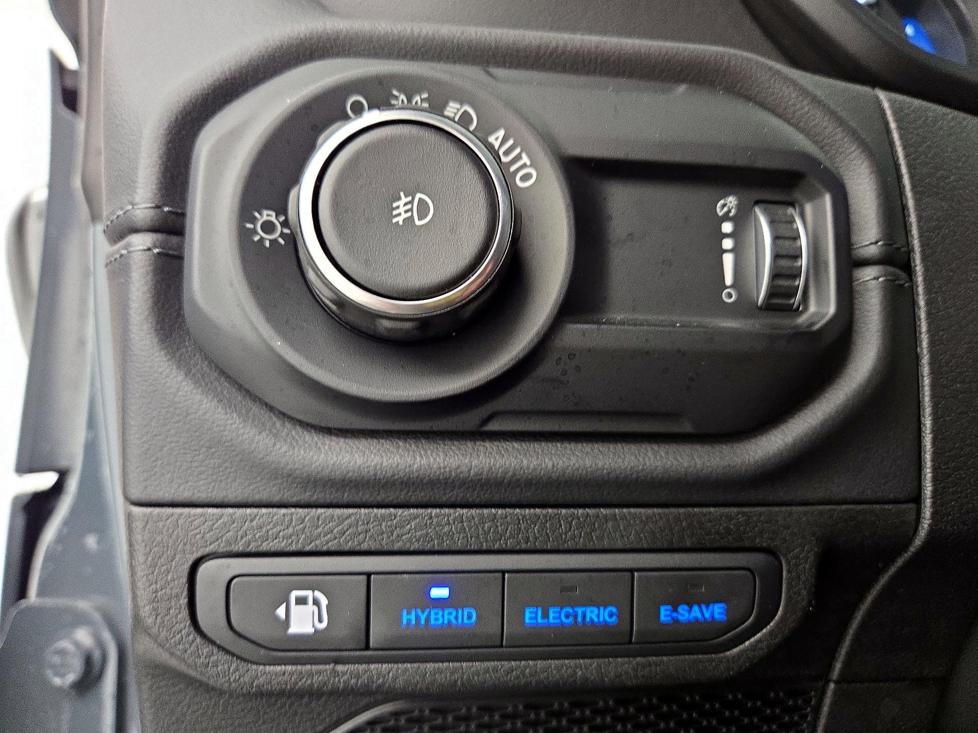 Thumbnail: 2024 Jeep Wrangler - 13