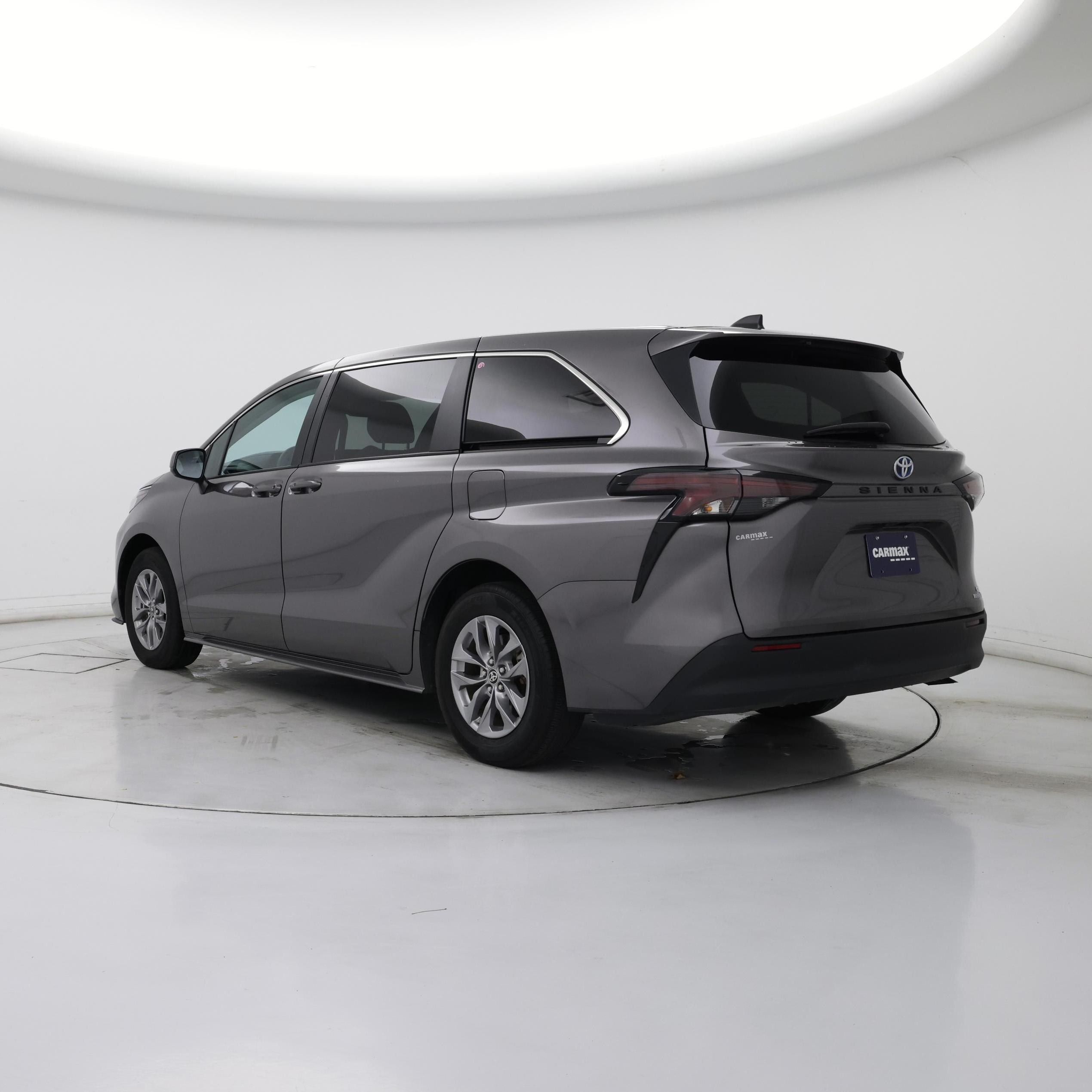 Thumbnail: 2024 Toyota Sienna - 2