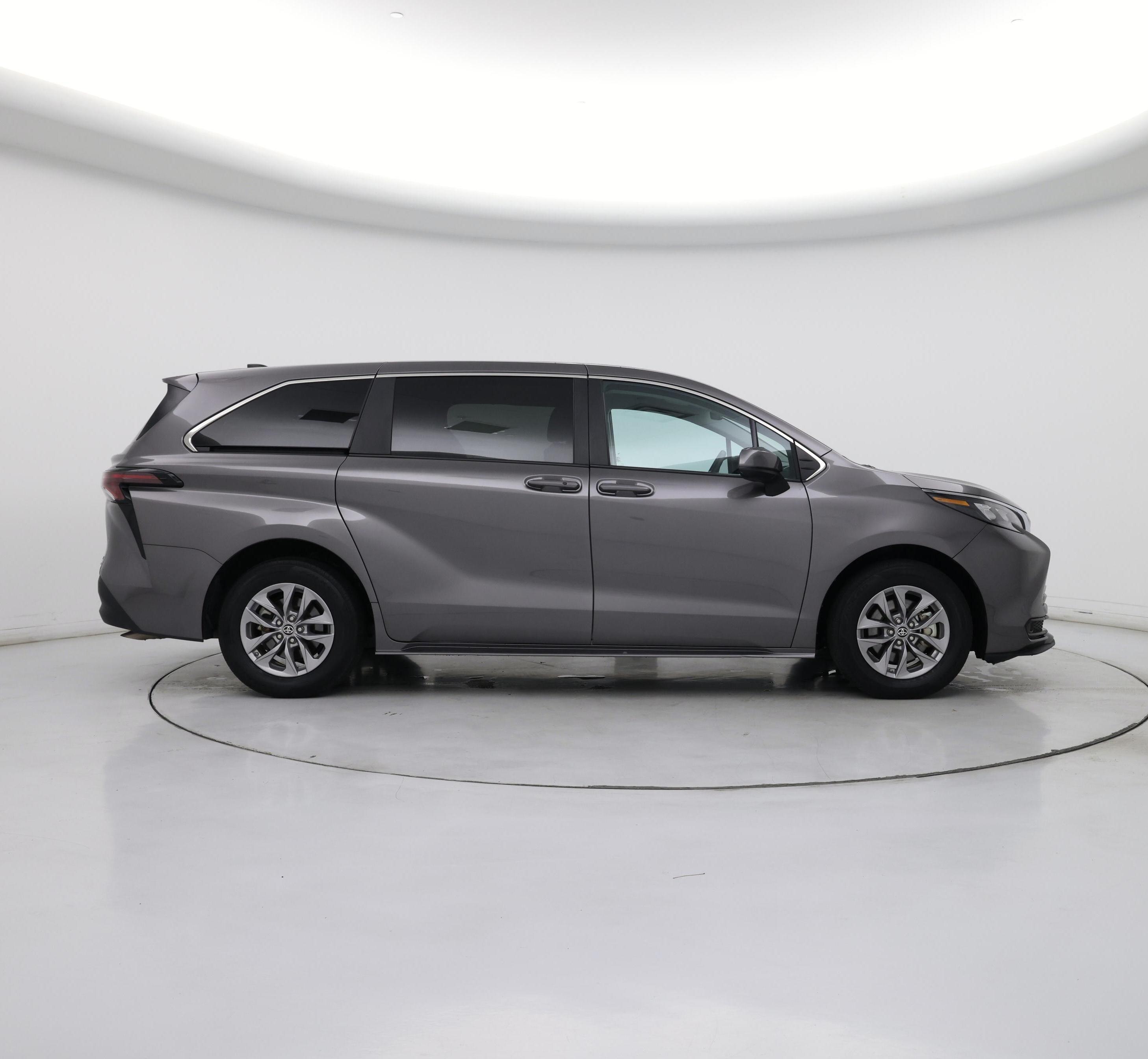Thumbnail: 2024 Toyota Sienna - 7