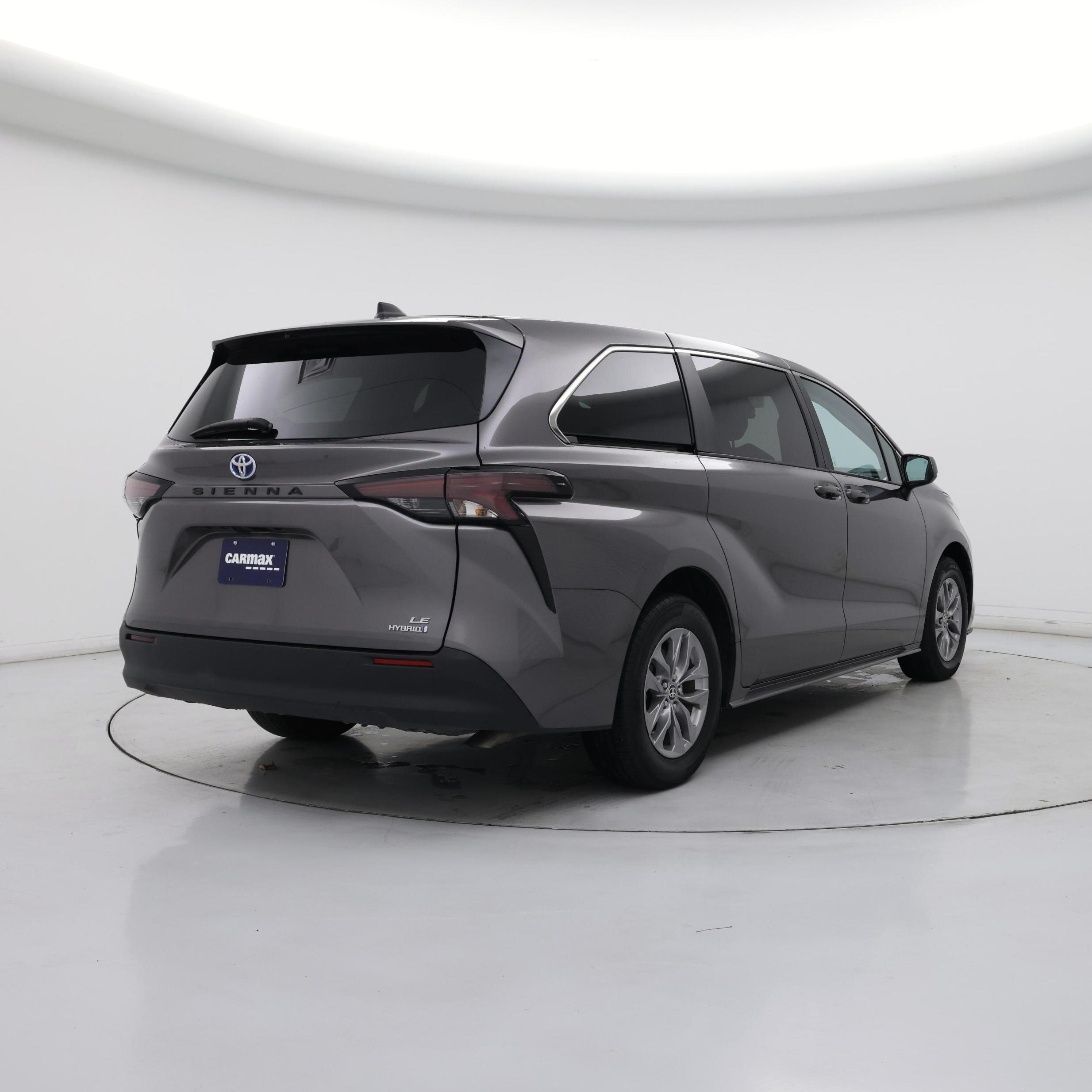 Thumbnail: 2024 Toyota Sienna - 8