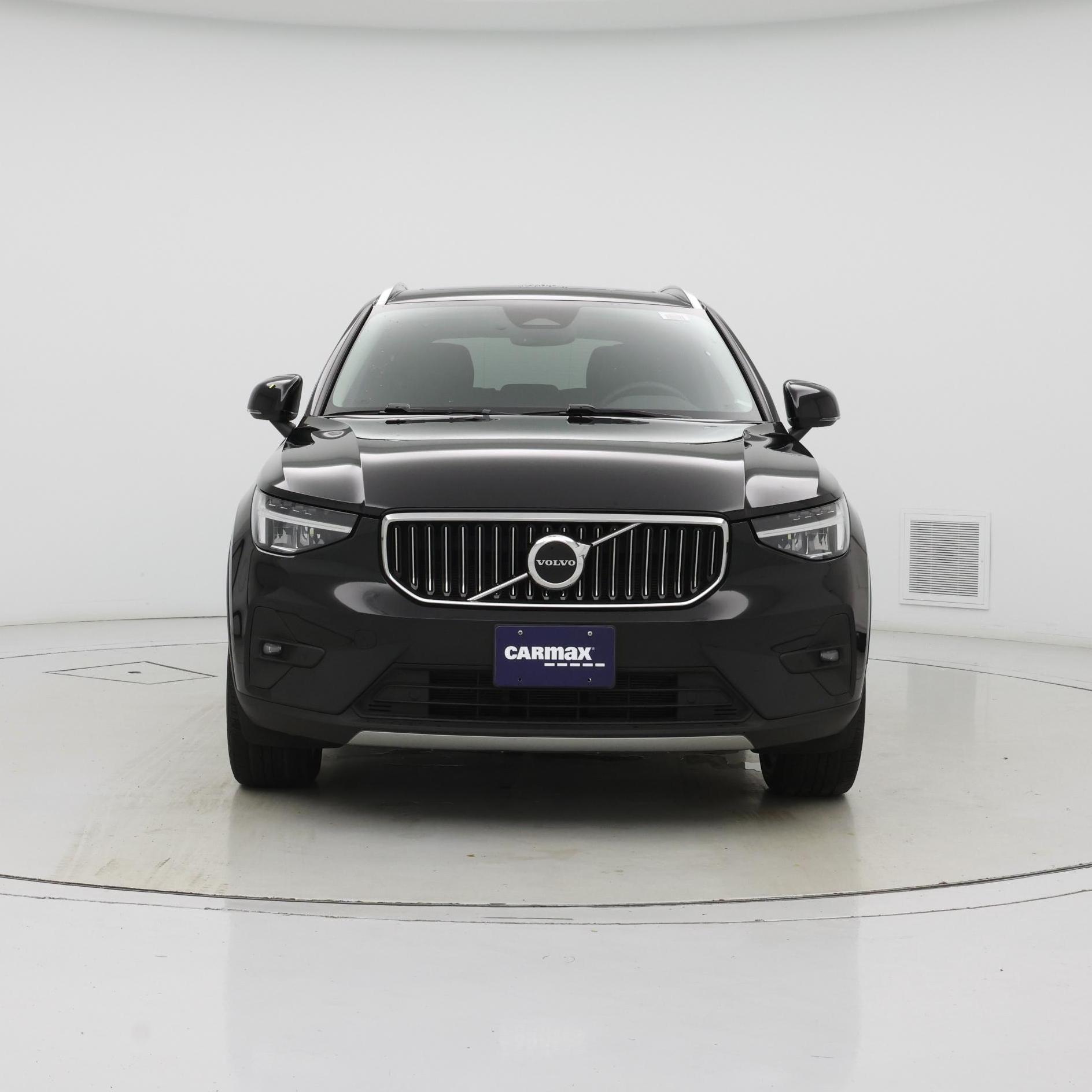 Thumbnail: 2023 Volvo XC40 - 5