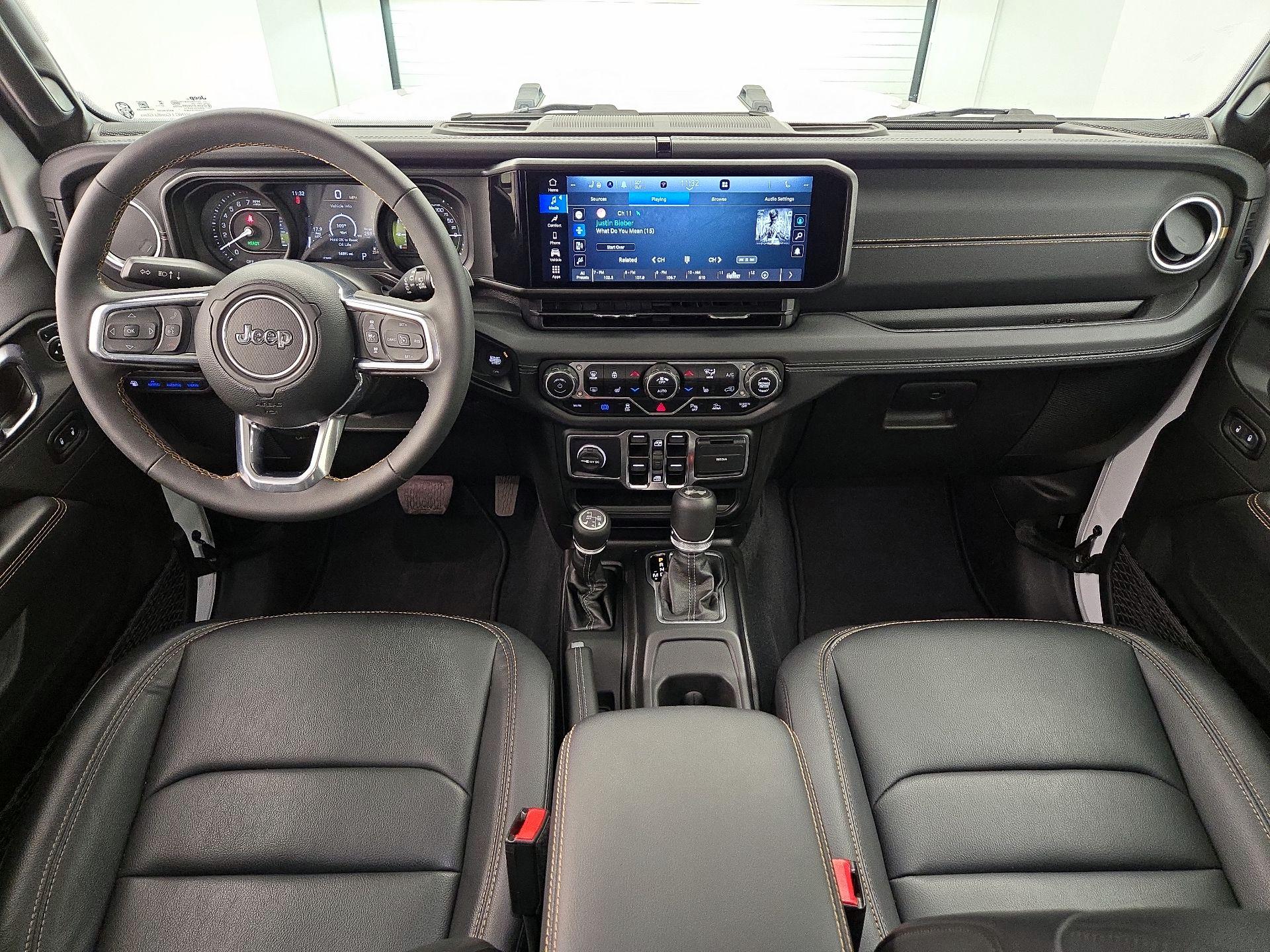 Thumbnail: 2024 Jeep Wrangler - 9