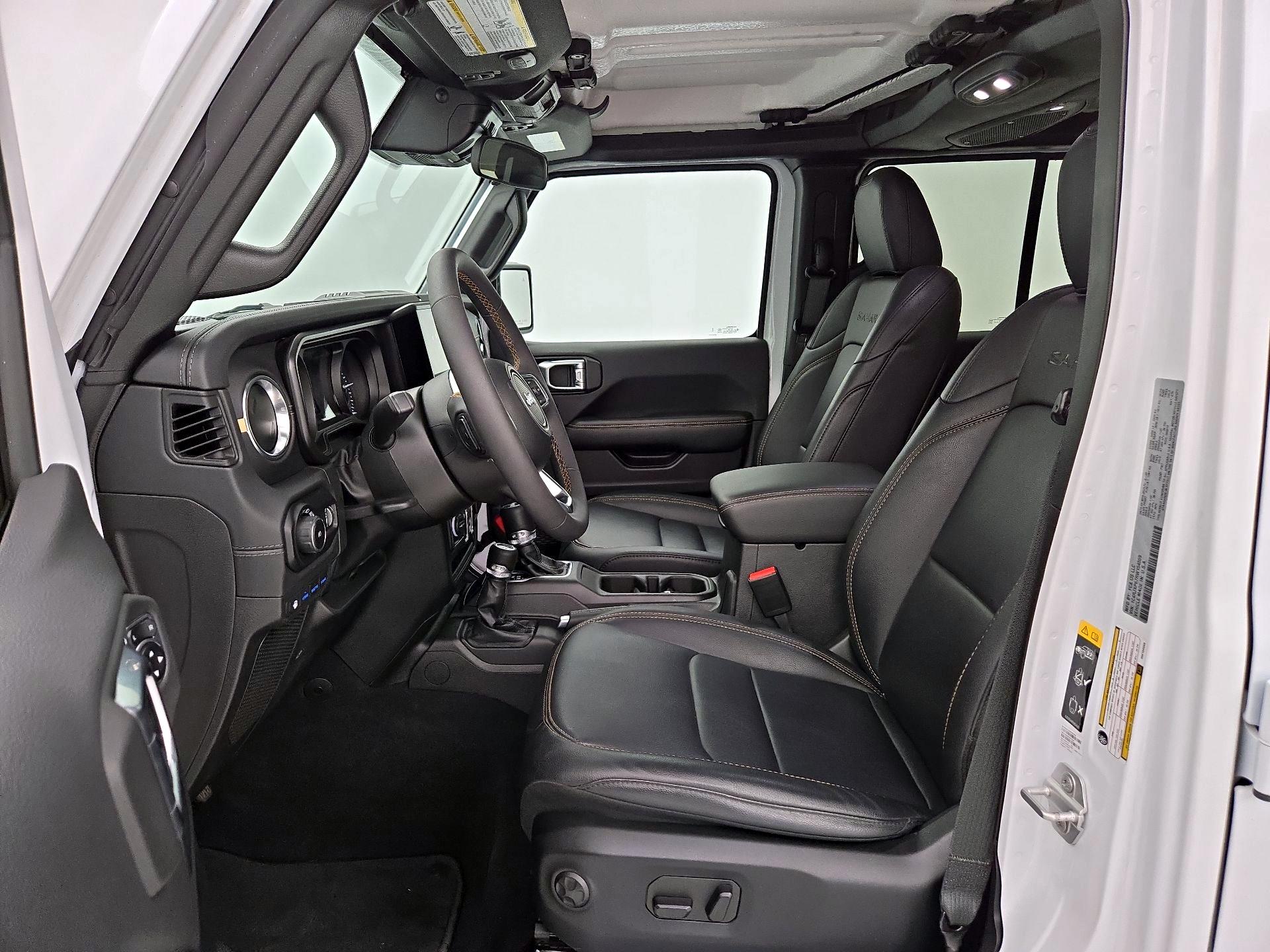 Thumbnail: 2024 Jeep Wrangler - 11