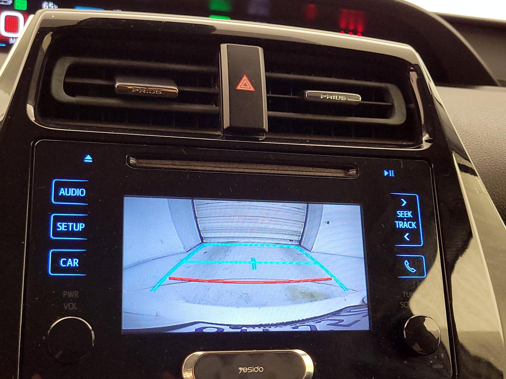 Thumbnail: 2017 Toyota Prius - 14