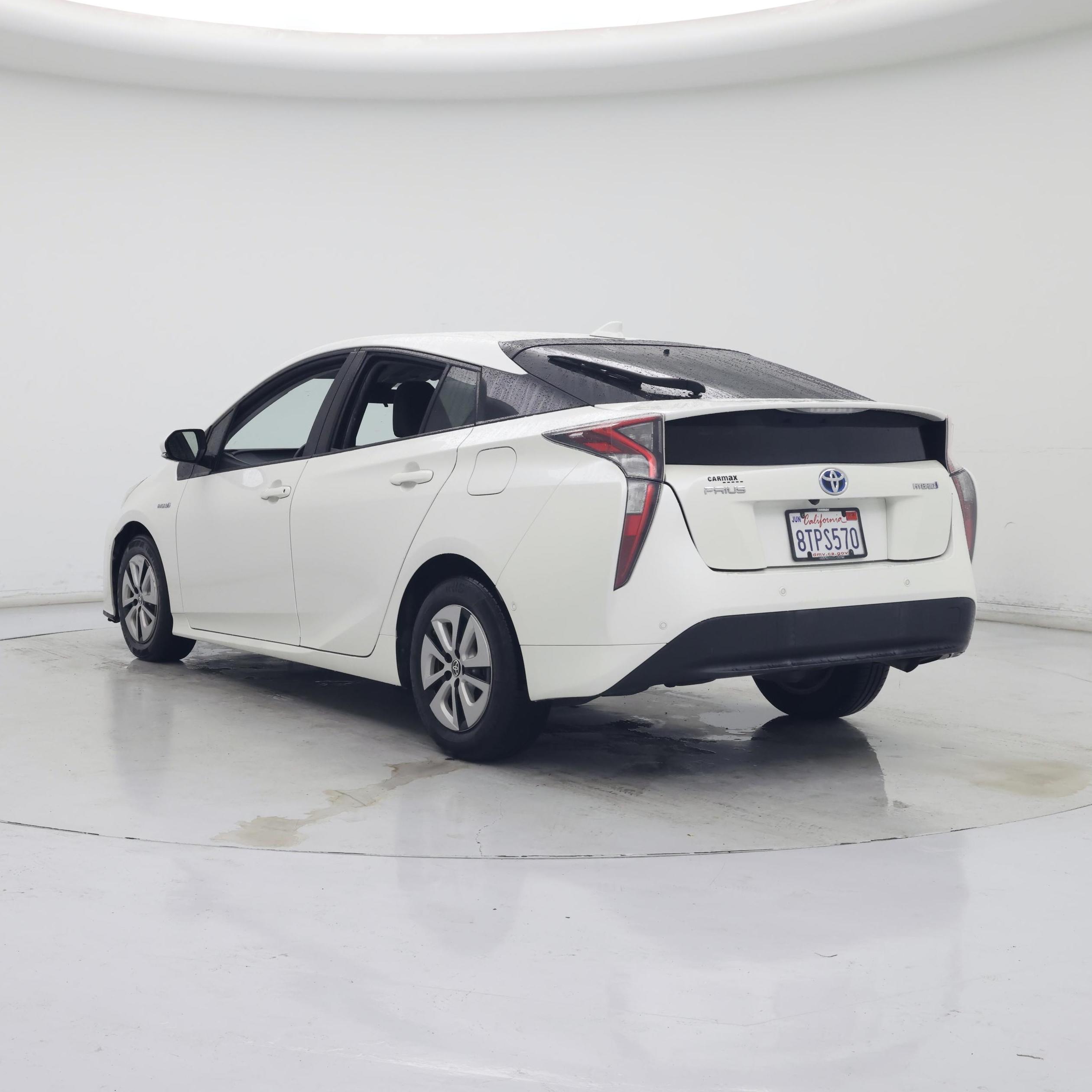 Thumbnail: 2017 Toyota Prius - 2
