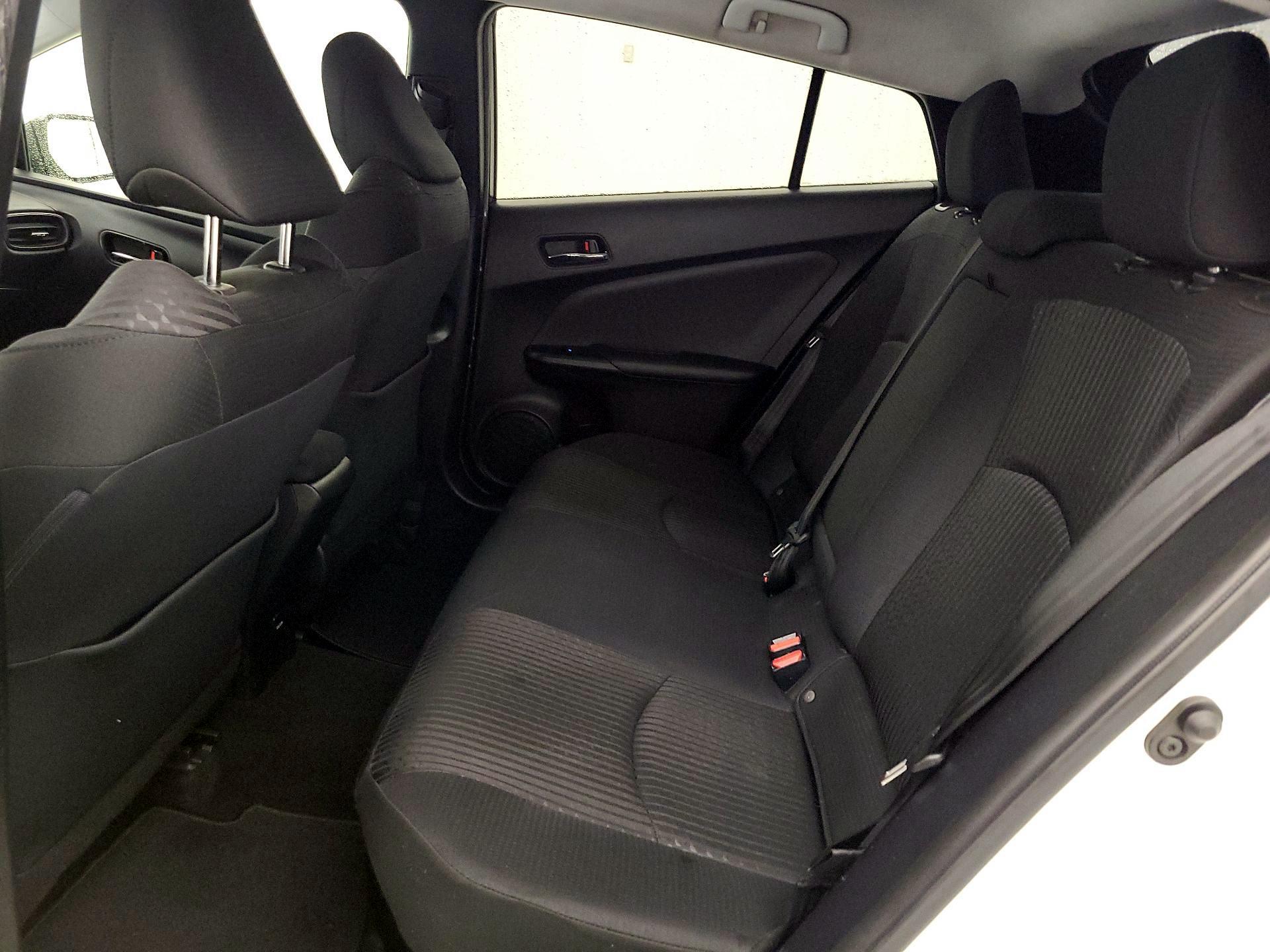 Thumbnail: 2017 Toyota Prius - 19