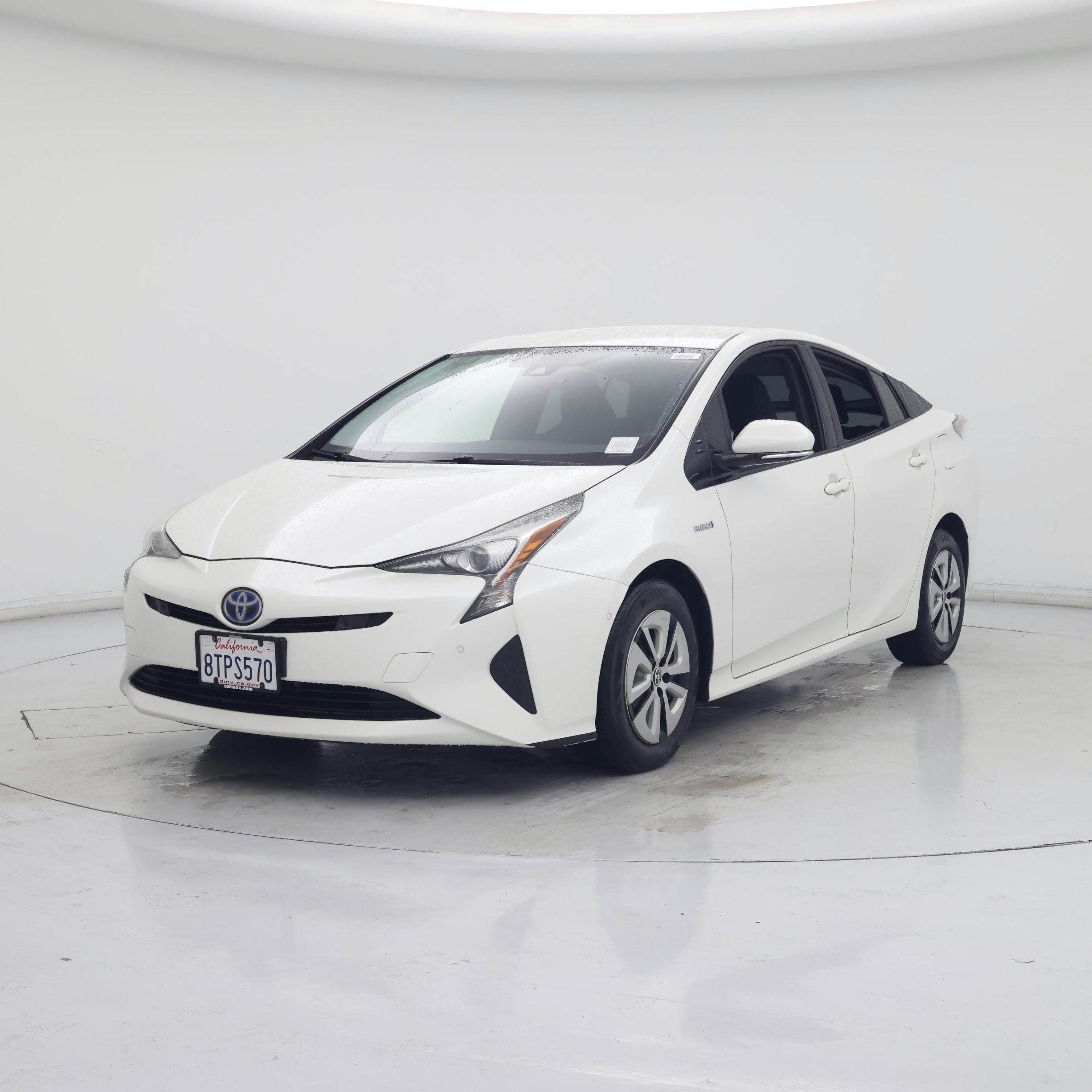 Thumbnail: 2017 Toyota Prius - 4
