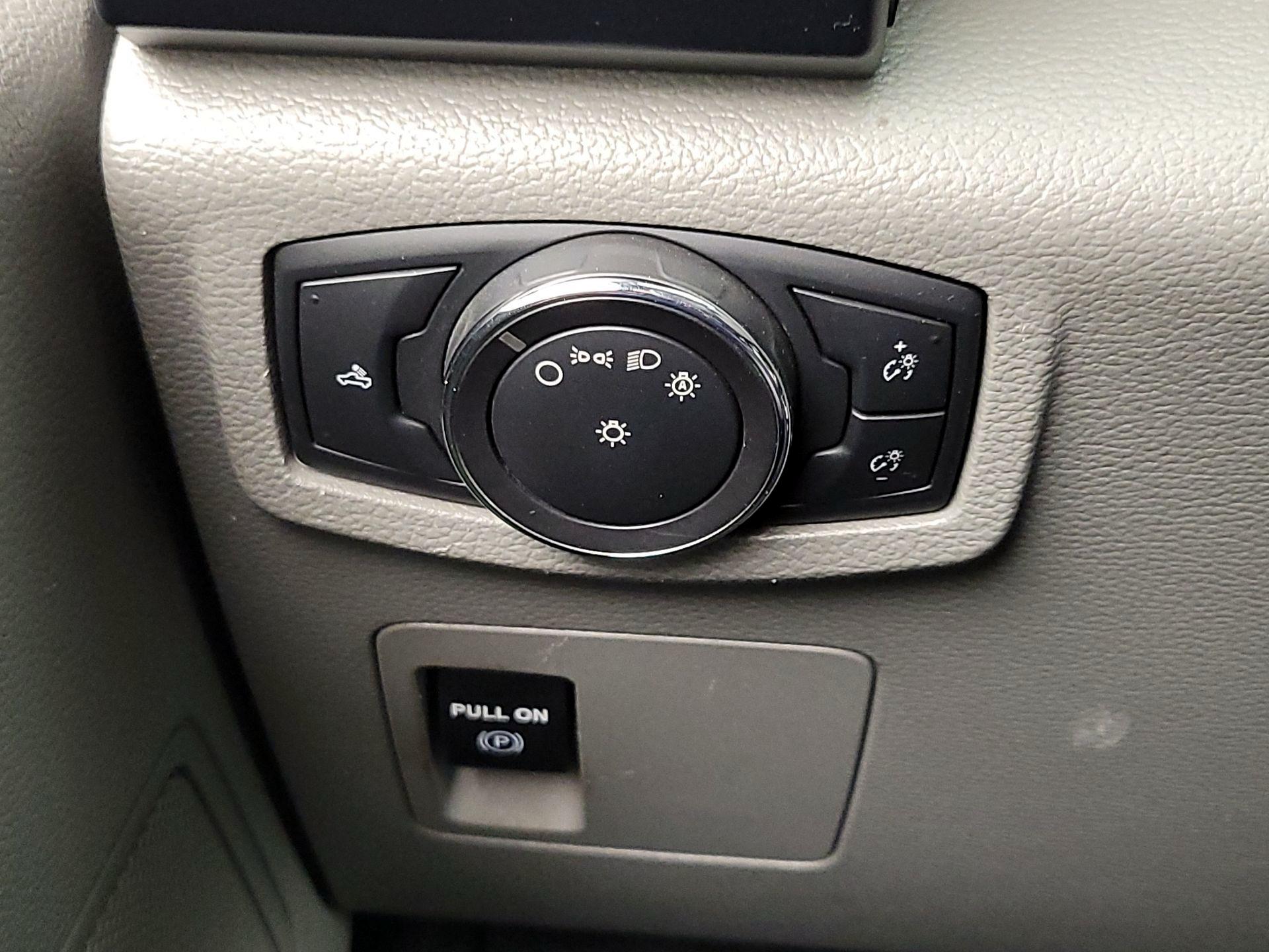 Thumbnail: 2016 Ford F-150 - 13