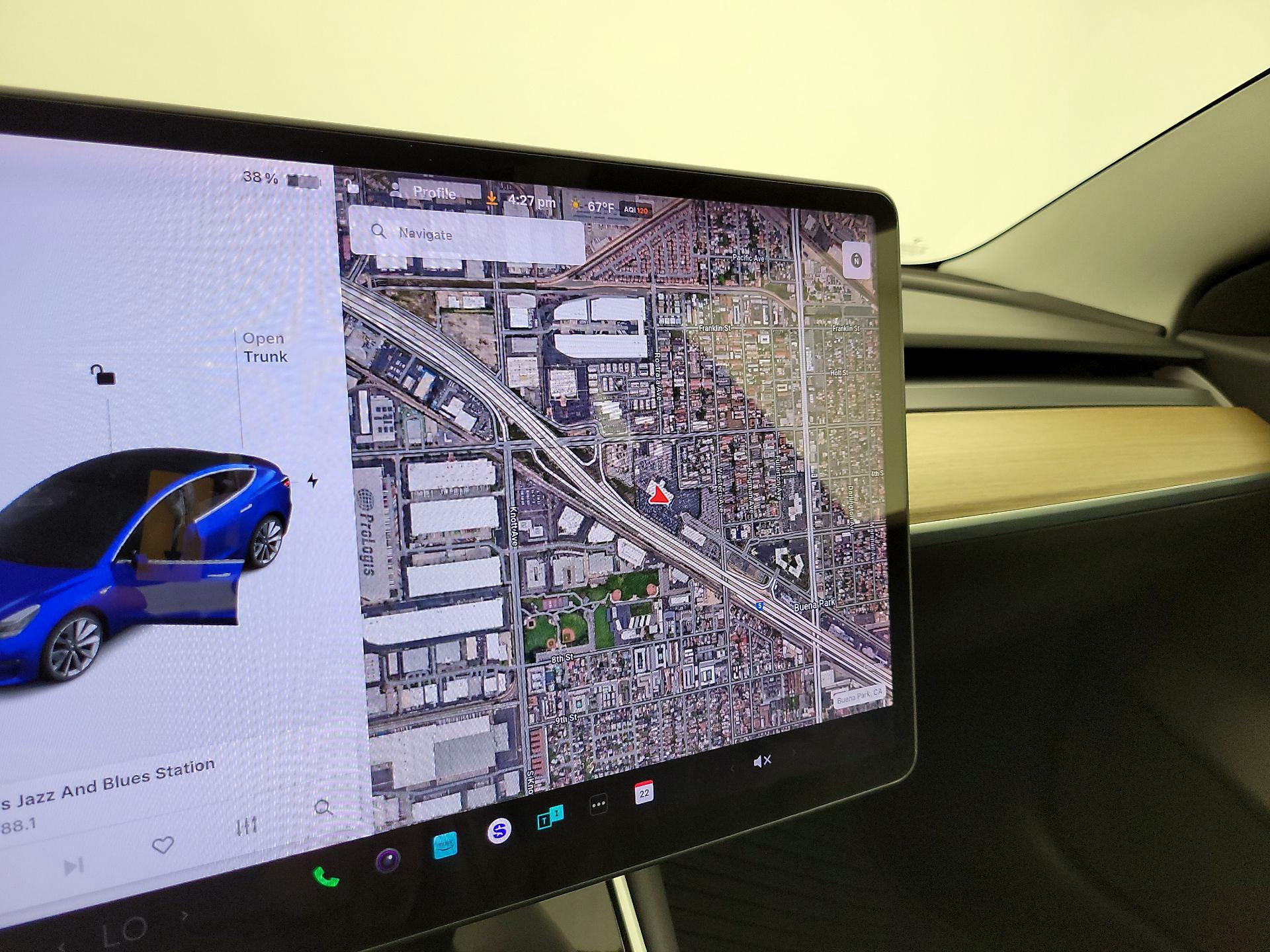 Thumbnail: 2020 Tesla Model 3 - 13