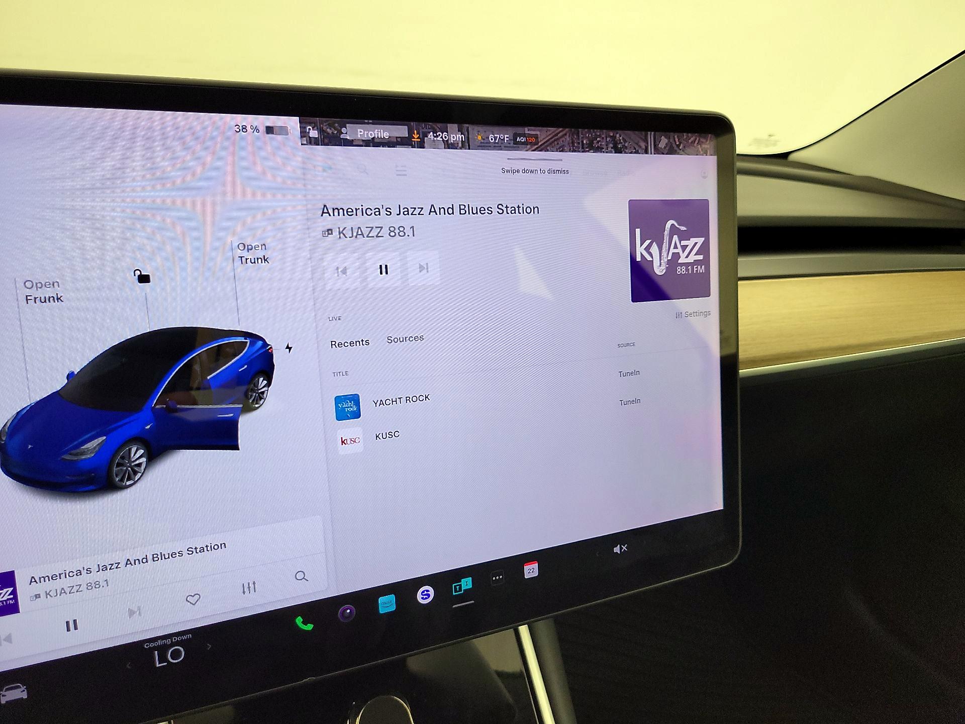 Thumbnail: 2020 Tesla Model 3 - 15