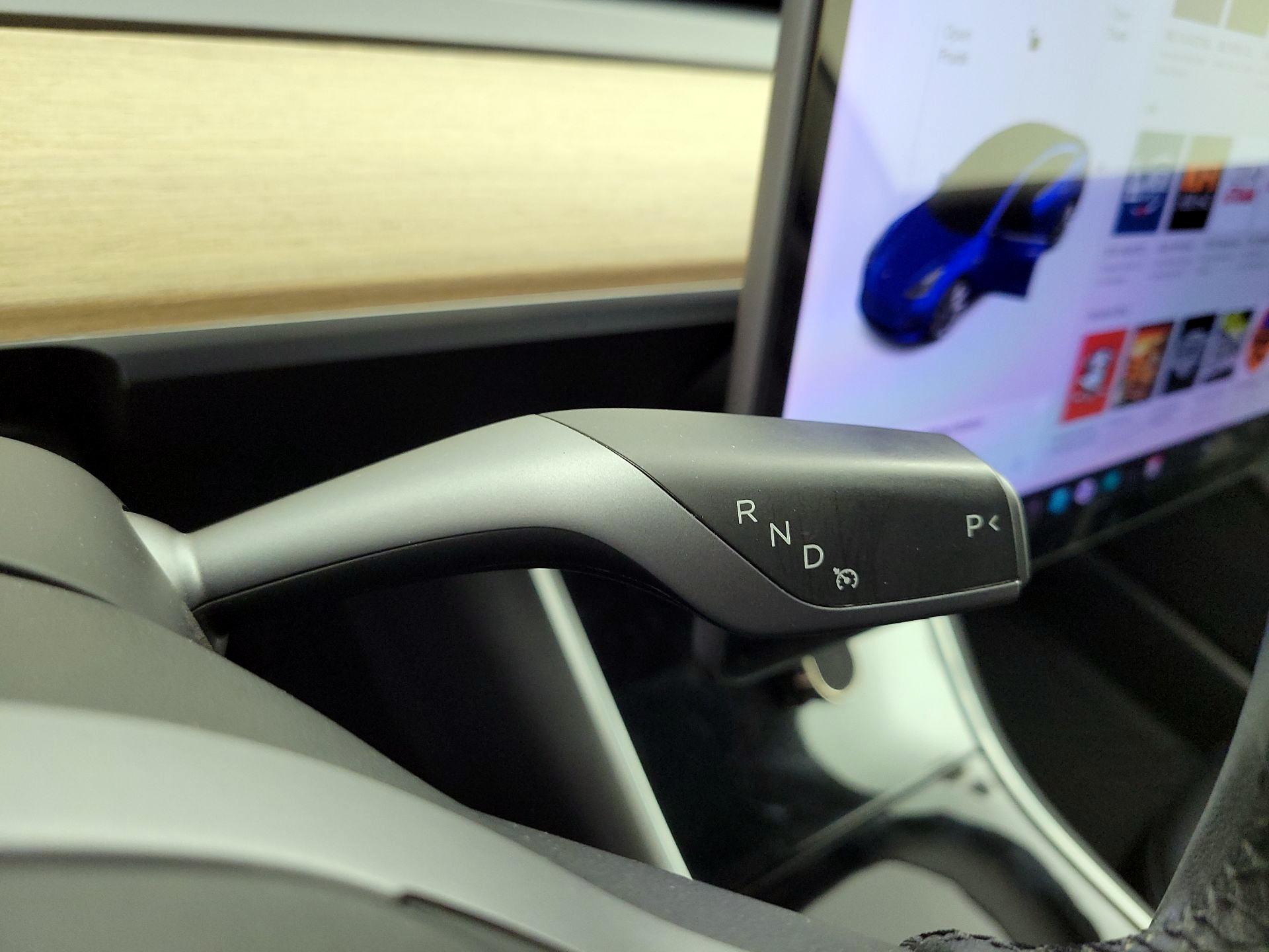 Thumbnail: 2020 Tesla Model 3 - 17