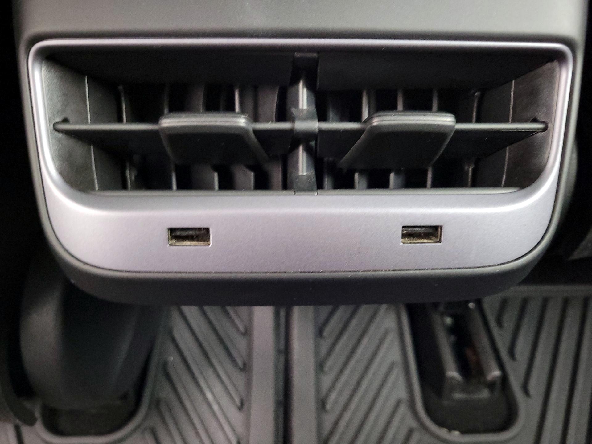 Thumbnail: 2020 Tesla Model 3 - 18