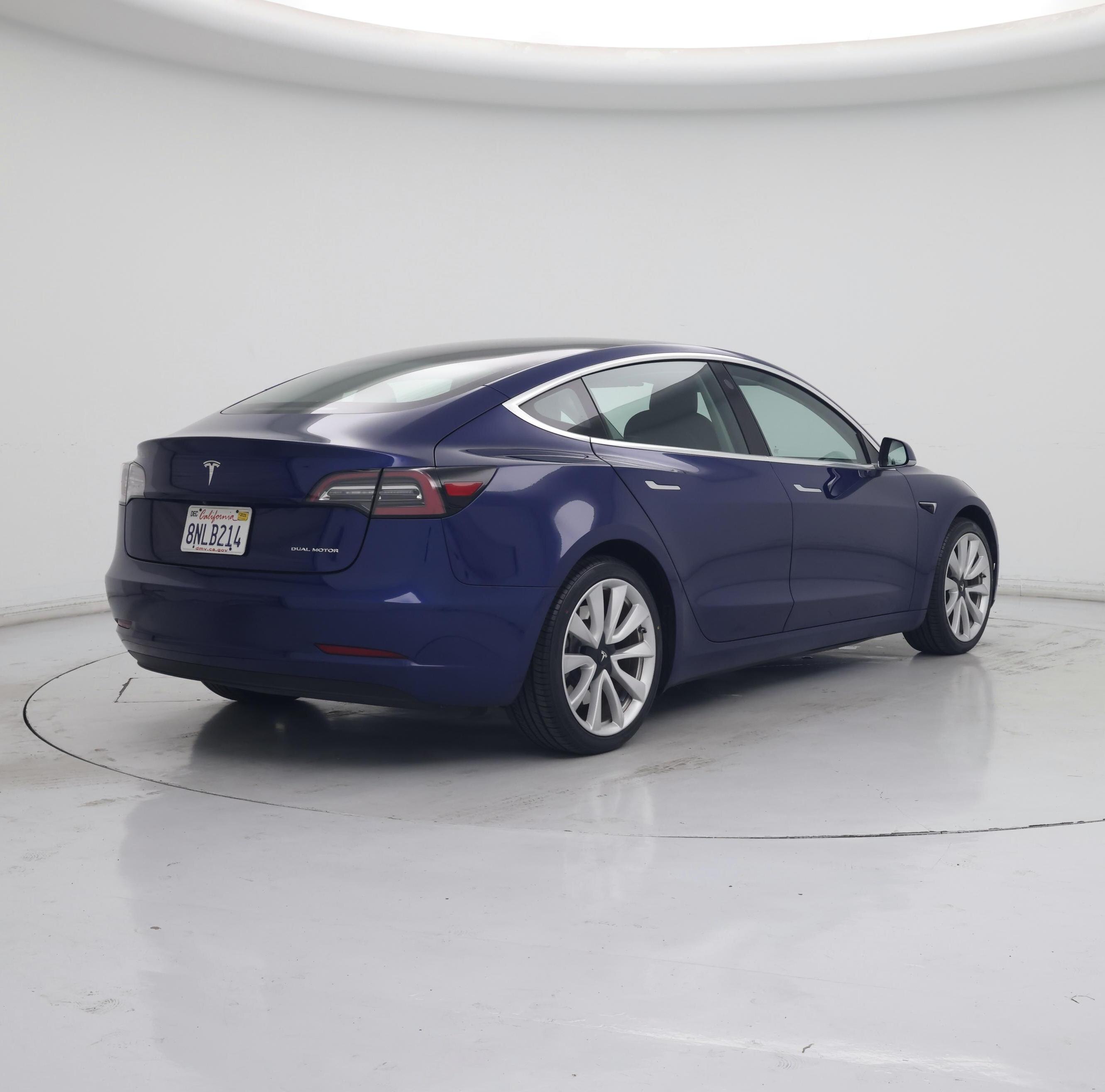Thumbnail: 2020 Tesla Model 3 - 8
