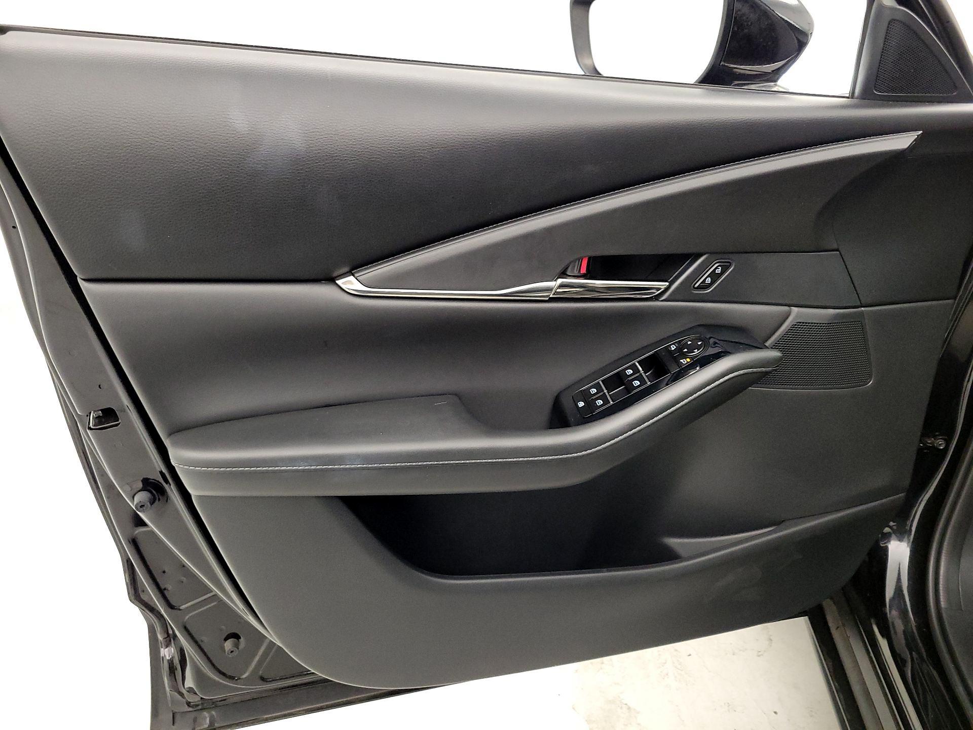 Thumbnail: 2023 Mazda CX-30 - 12