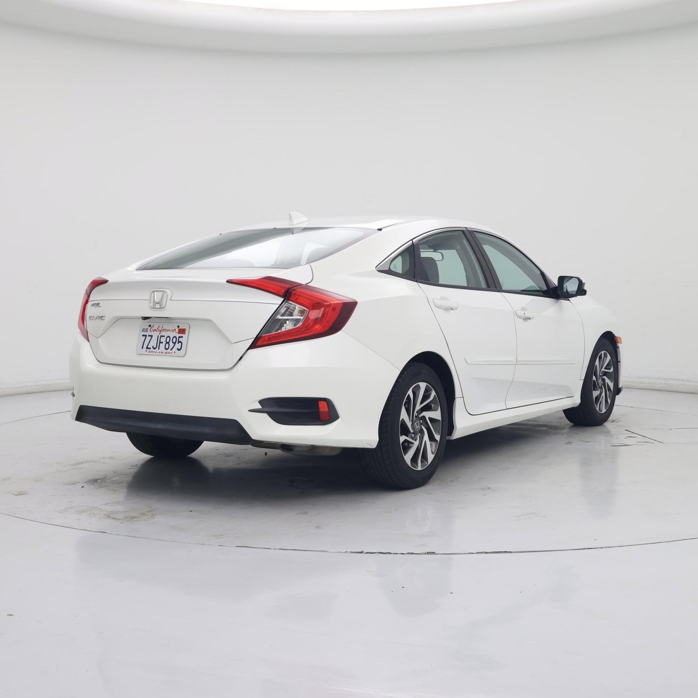 Thumbnail: 2017 Honda Civic - 8